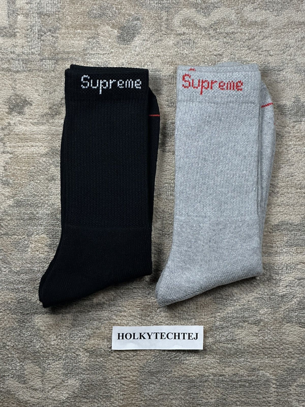 Supreme Supreme Hanes Socks - 2x Pairs Size ONE SIZE - 1 Preview