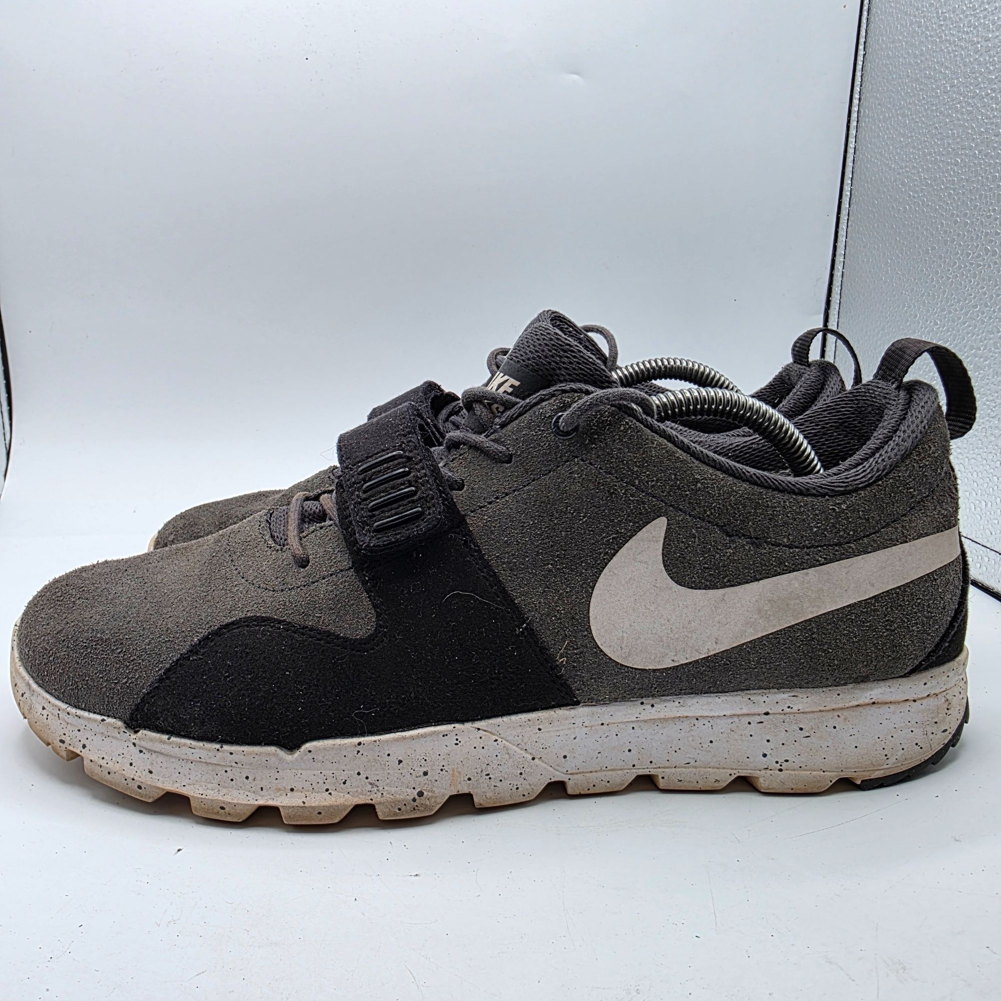 Nike Nike SB Trainerendor Mens Size 11 Black Gray Athletic Shoes Size US 11 / EU 44 - 13 Thumbnail