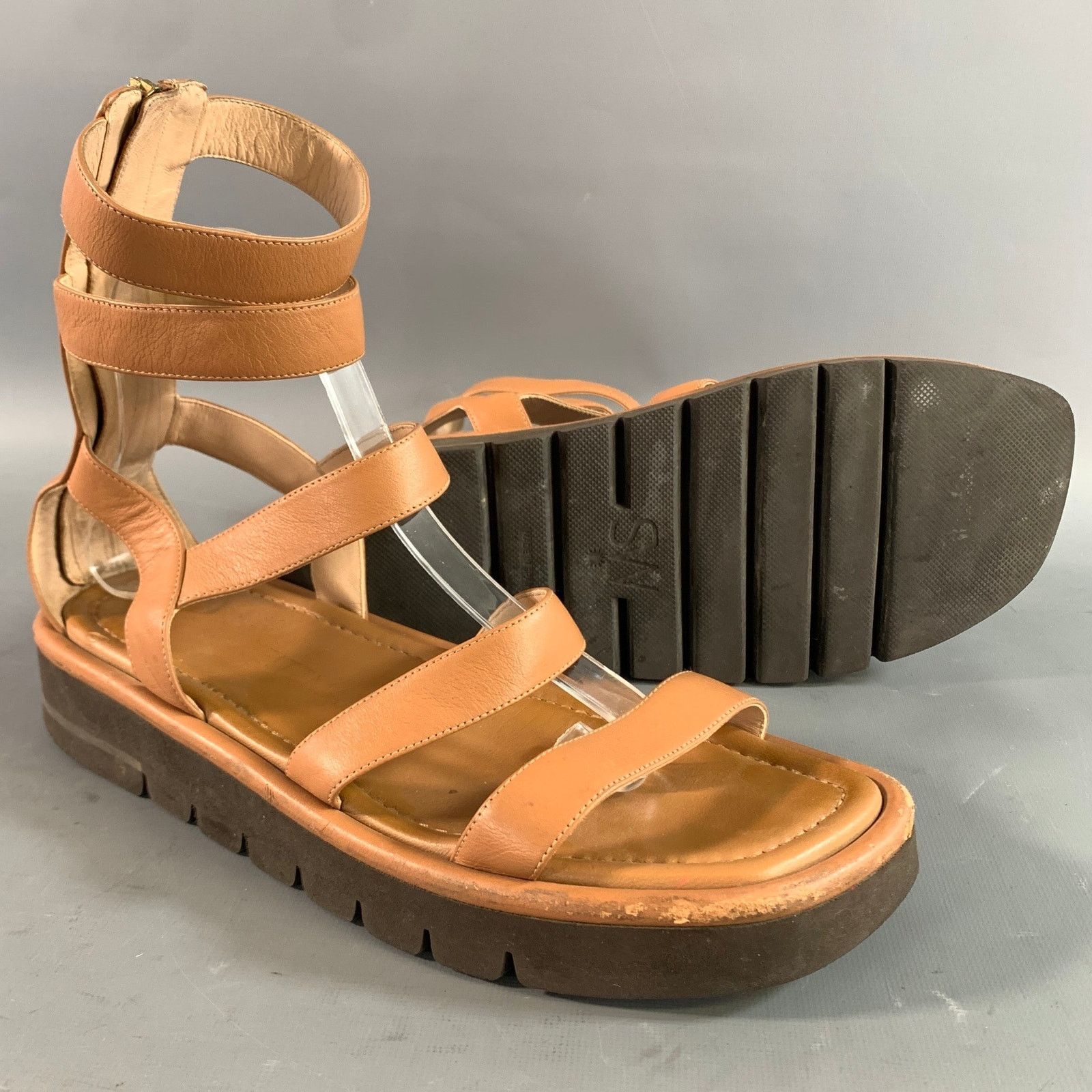 Stuart Weitzman STUART WEITZMAN Size 9.5 Brown Leather Gladiator Sandals Size US 9.5 / IT 39.5 - 5 Thumbnail