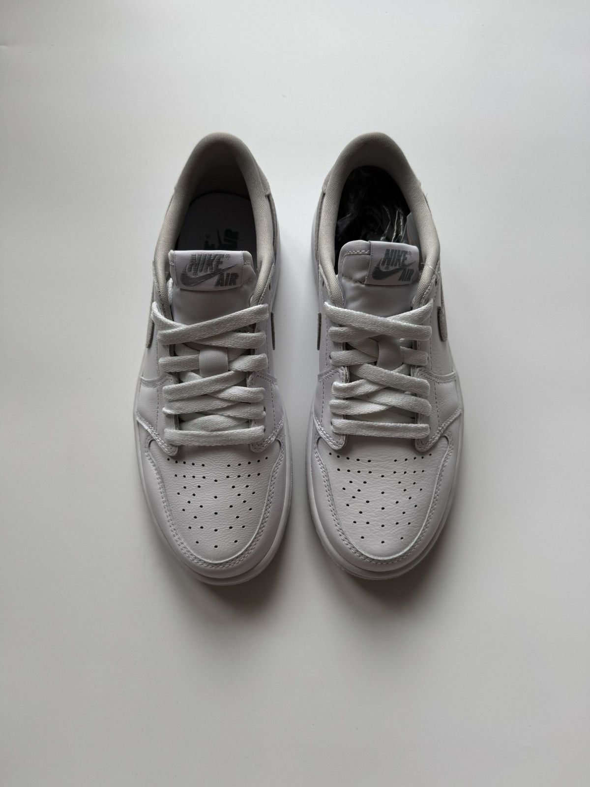 Jordan Brand Jordan 1 Low OG Neutral Grey (2021) Size US 7 / IT 37 - 6 Thumbnail