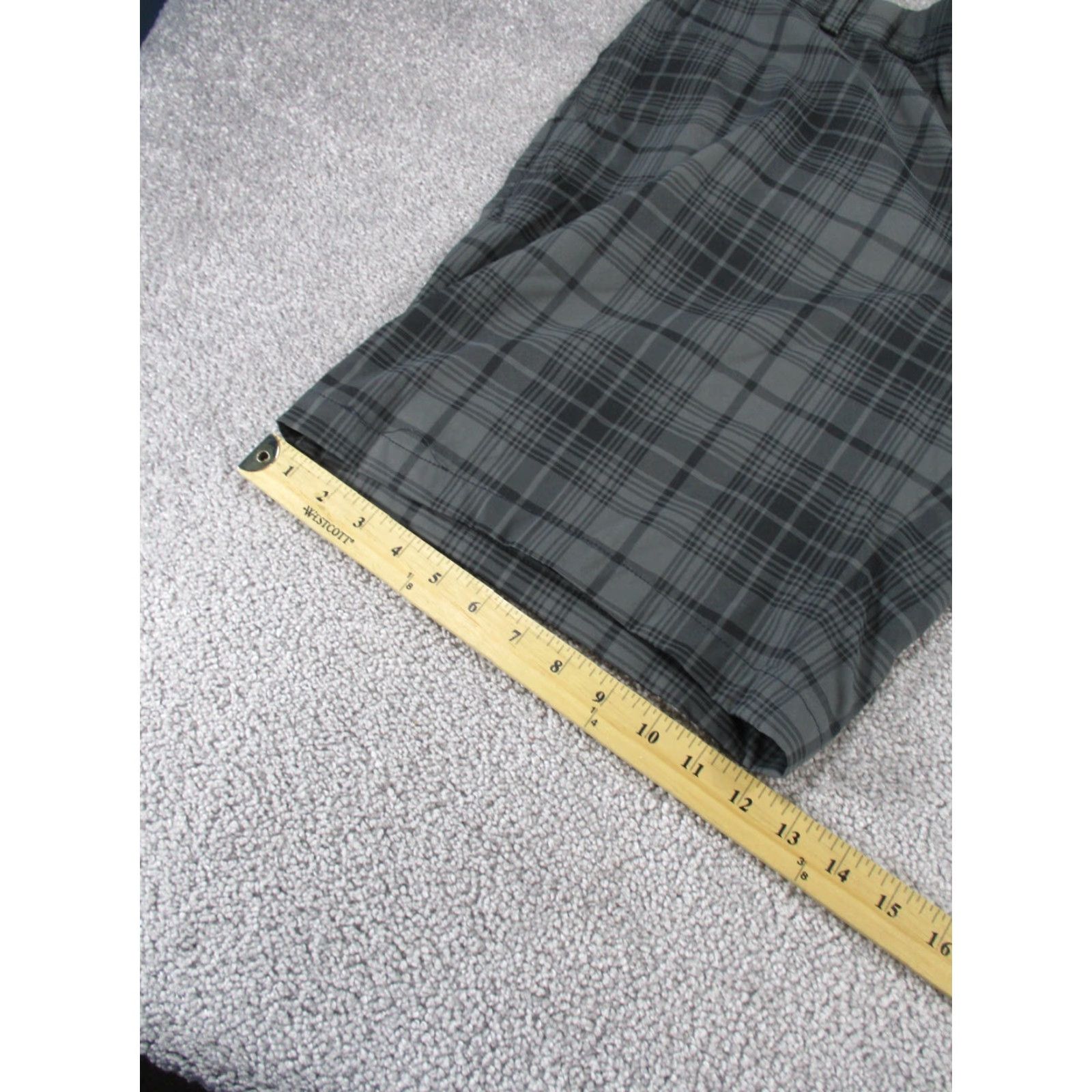 Nike Nike Golf Shorts Mens 38 Dri Fit Tour Performance Gray & Black Plaid Chinos Size US 38 / EU 54 - 5 Thumbnail