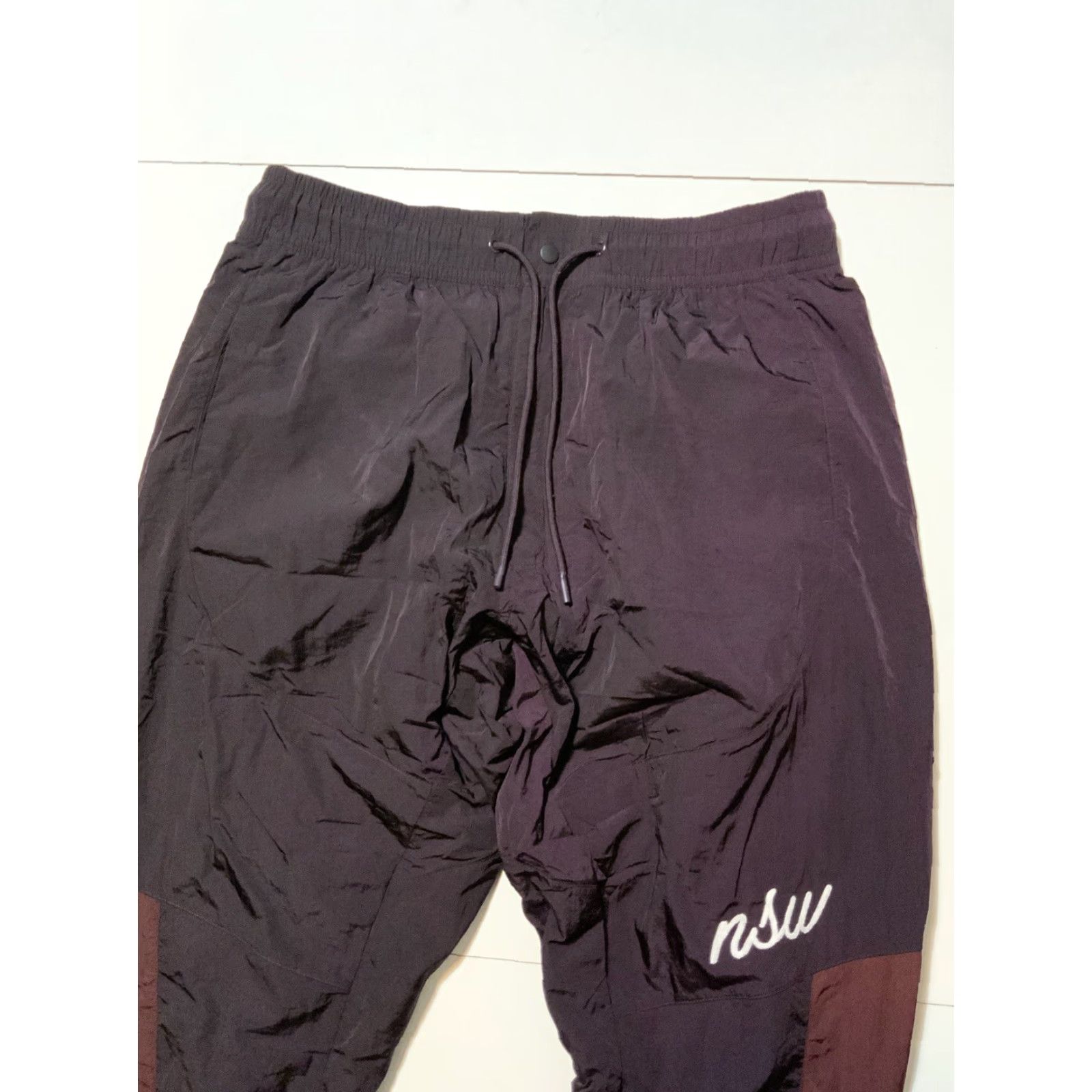 Nike Nike NSW Sportswear Windbreaker Nylon Tapered Jogger Pants XL Burgundy Men Size US 36 / EU 52 - 6 Thumbnail