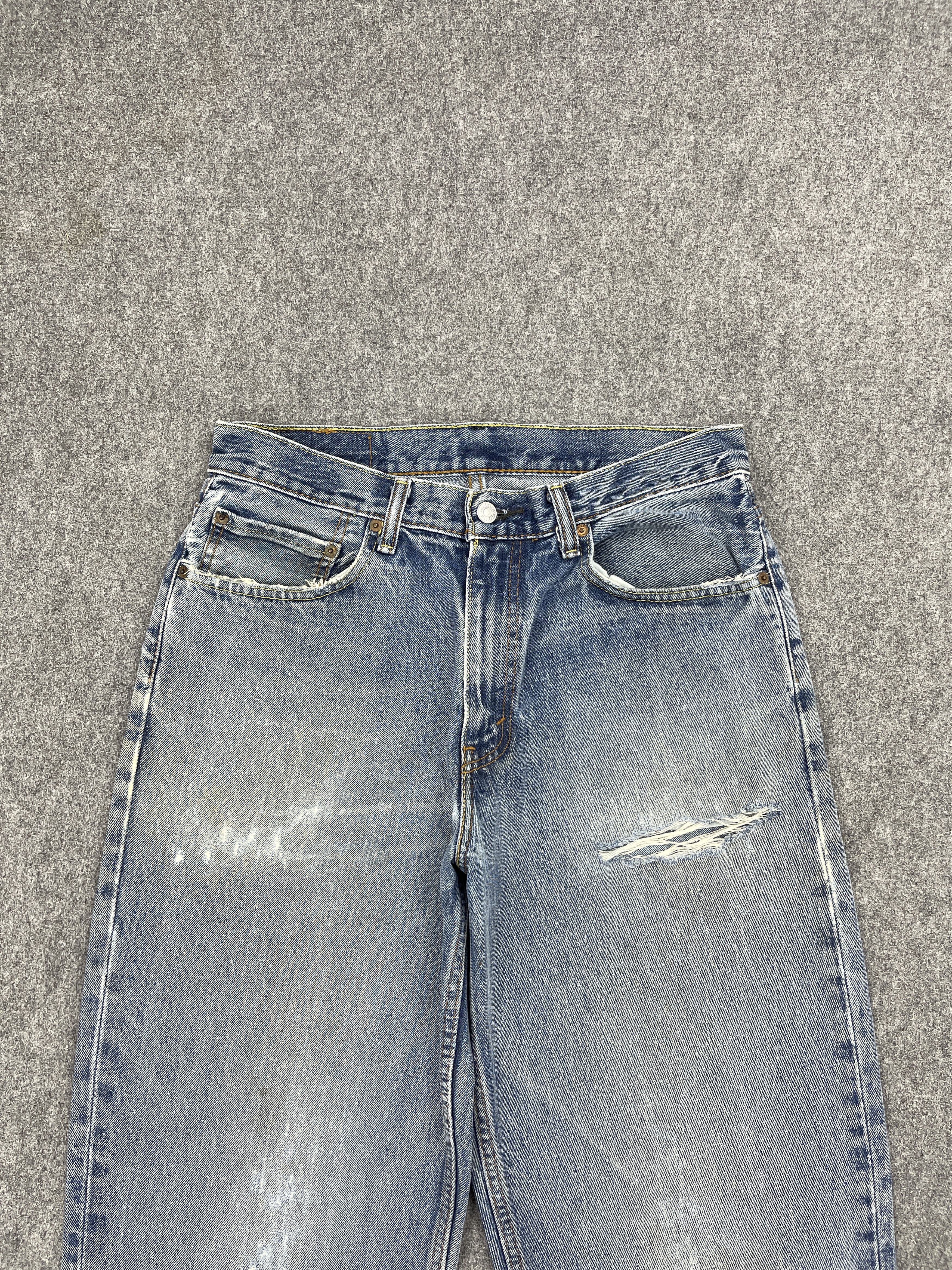 Levi's Distressed Faded Blue Vintage Levis 560 Jeans DP2555 Size US 31 - 2 Thumbnail