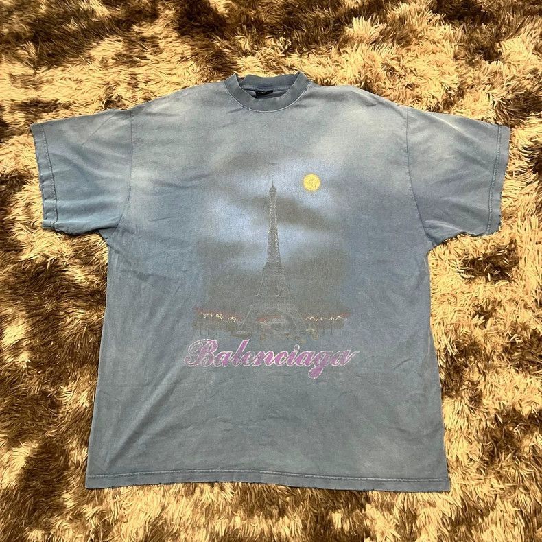 Balenciaga Balenciaga Paris Eiffel Tower Moon T-shirt Size US L / EU 52-54 / 3 - 1 Thumbnail