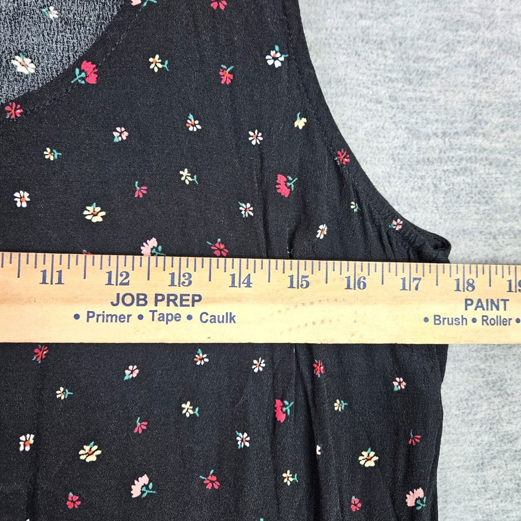 Vintage The Nines Hatch Floral Jumpsuit Sleeveless Women's S Black Round Neck Button Pockets 1 Piece One-Piece Size 28" / US 6 / IT 42 - 6 Thumbnail