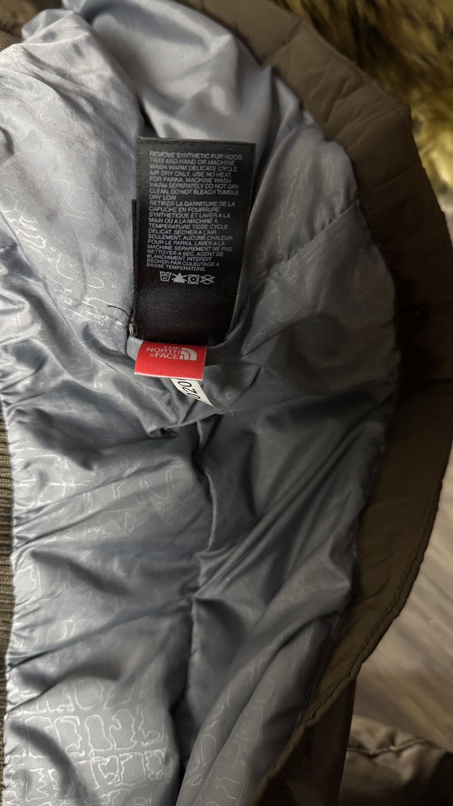 Japanese Brand The North Face 600 Fur Down Puffer Bomber Jacket SKIMS vibe Size US M / EU 48-50 / 2 - 13 Thumbnail