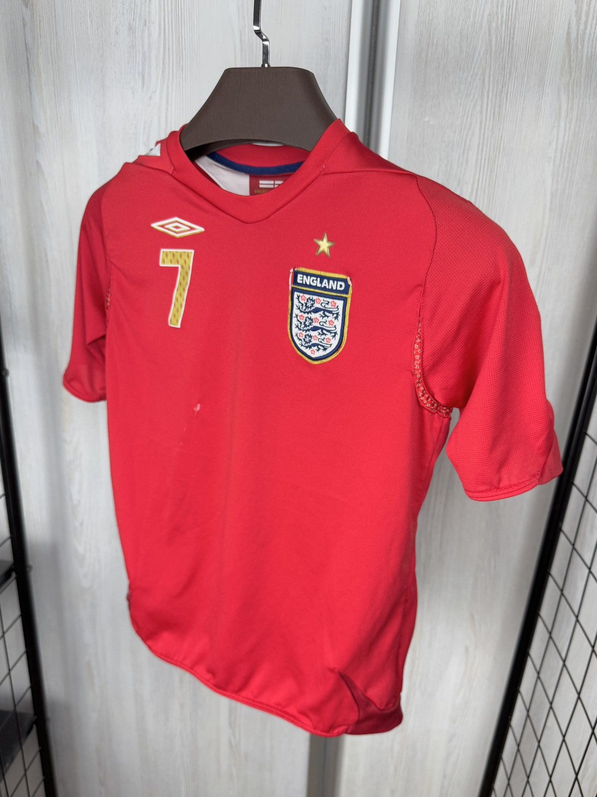 Umbro Umbro England 2006 2008 #7 Beckham away soccer jersey shirt Size US XXS / EU 40 - 8 Thumbnail