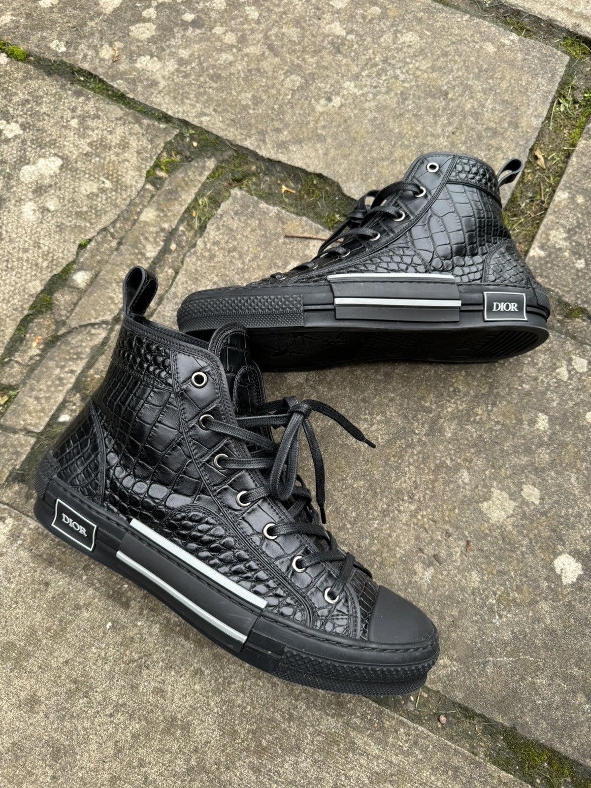 DIOR B23 limited edition size 42 see insole tape measure