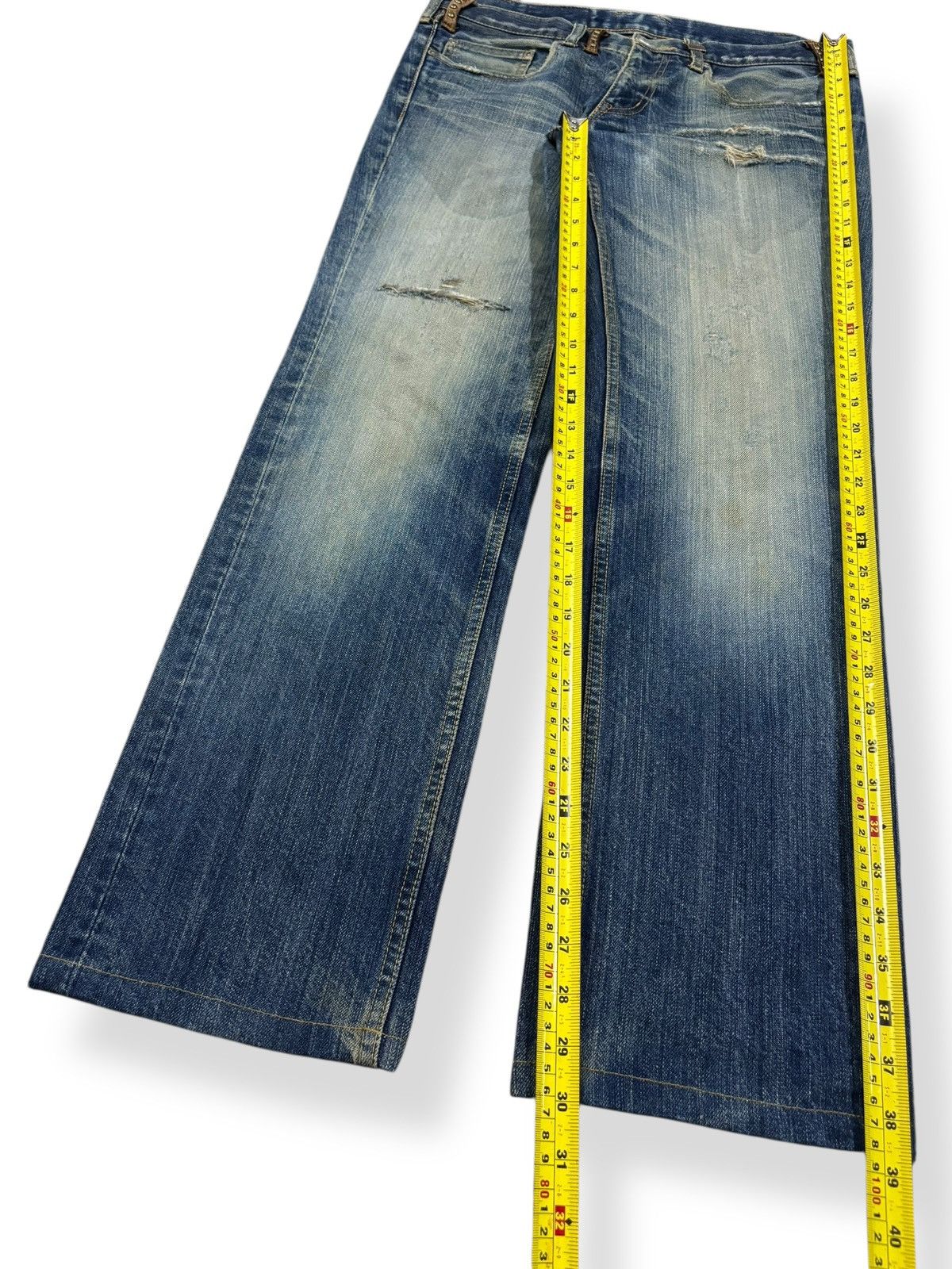 Studio D'Artisan Vintage Studio D’Artisan Studded Distressed Punk Jeans Size US 32 / EU 48 - 15 Thumbnail