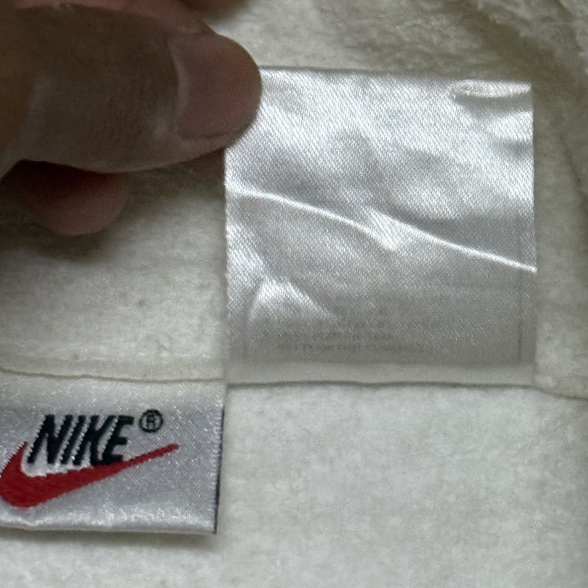 Nike × Vintage Vintage Nike Fleece Sweatshirt Small Logo Size US L / EU 52-54 / 3 - 14 Thumbnail