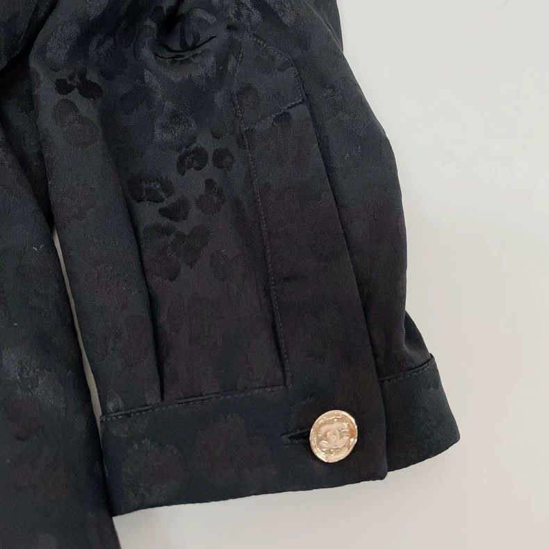 Chanel Chanel Dark leopard bow silk long-sleeved round-neck shirt Size XS / US 0-2 / IT 36-38 - 9 Thumbnail