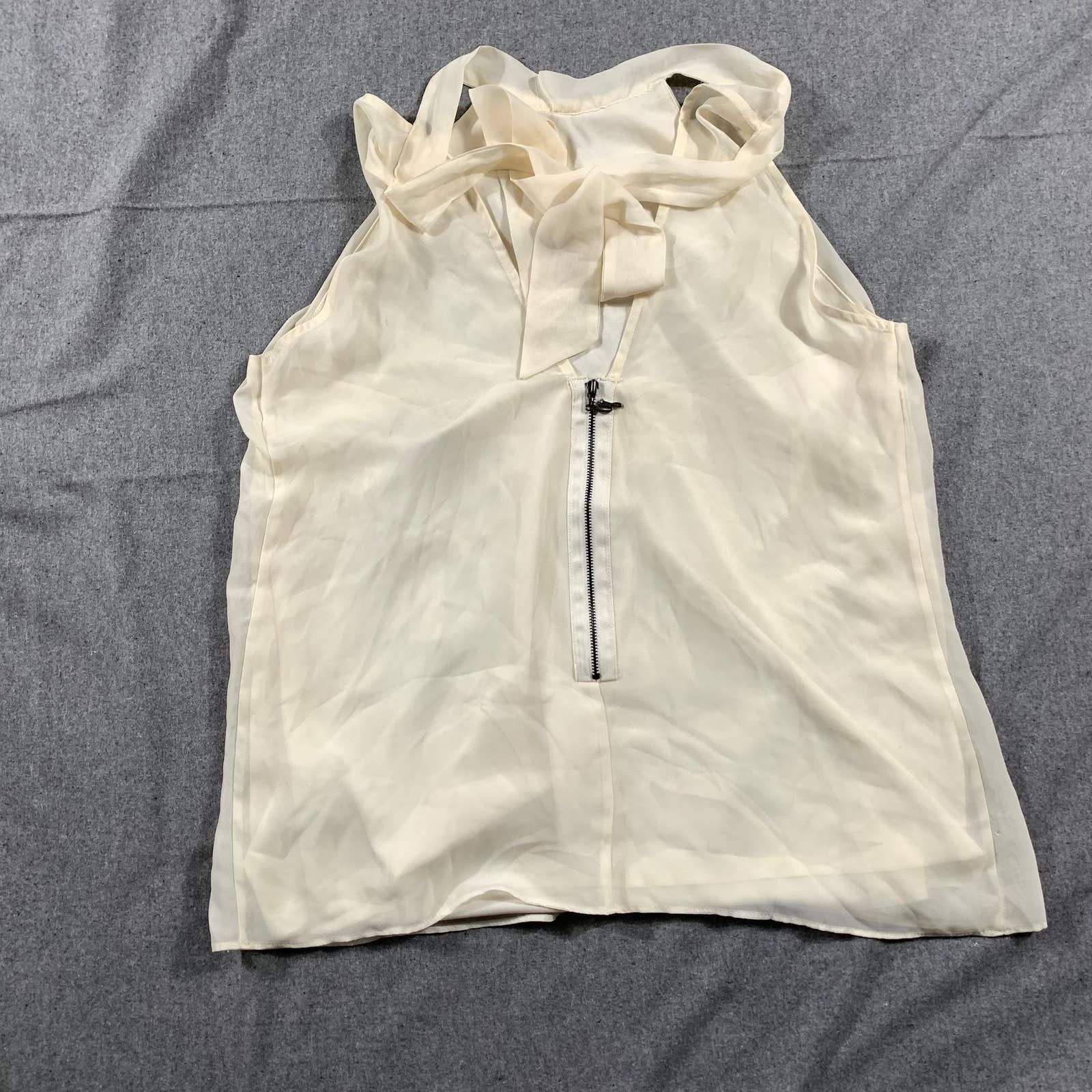 Guess GUESS Tops Blouse Women Large Sleeveless Size L / US 10 / IT 46 - 1 Thumbnail