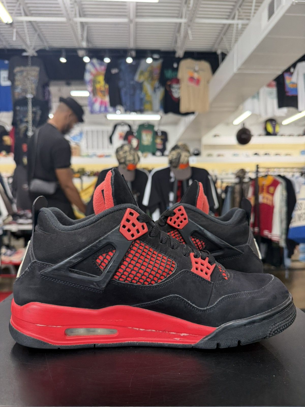 Jordan Brand Jordan 4 Red Thunder Size 10 (2022) Size US 10 / EU 43 - 3 Thumbnail