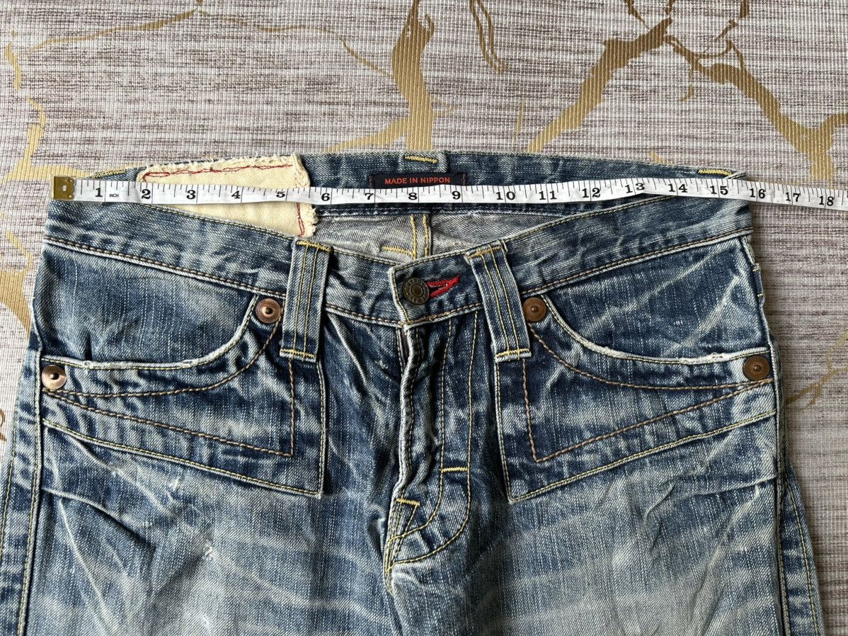 Japanese Brand FLARE Blue Way Japan Claw Marks Distressed Design Denim Size US 30 / EU 46 - 4 Thumbnail