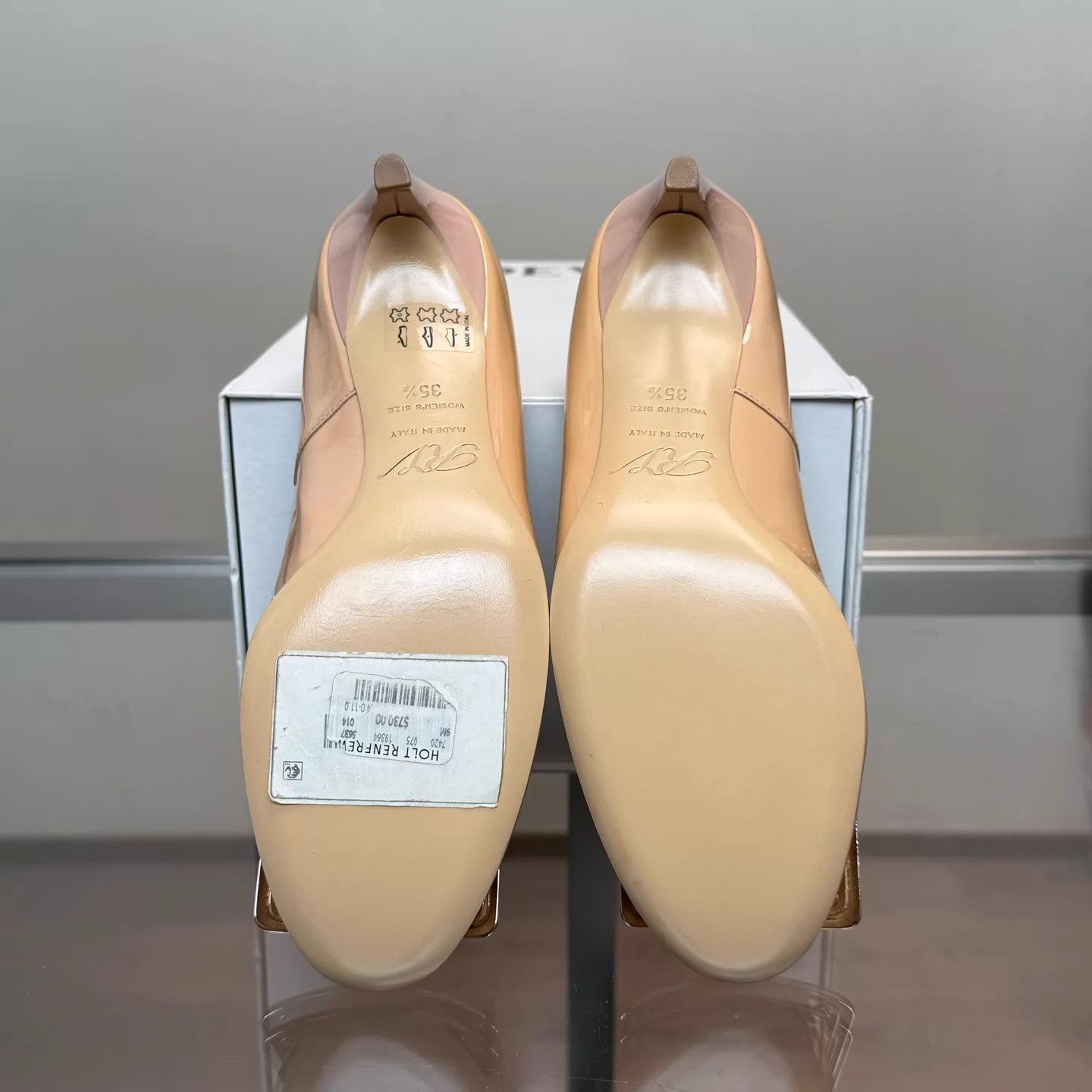 Roger Vivier RV nude patent leather square buckle pumps Size US 5 / IT 35 - 7 Thumbnail