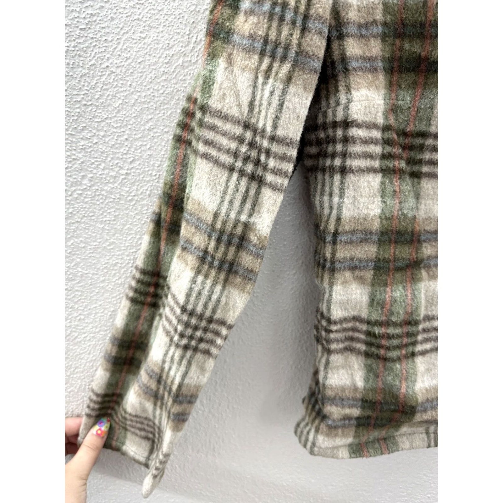 Evan Picone Womens Evan-Picone Button-Up Flannel Green Plaid Long Sleeve Size 10 Regular Shirt Womens, Casual, Travel, Fall, Winter, Spring Size L / US 10 / IT 46 - 4 Thumbnail