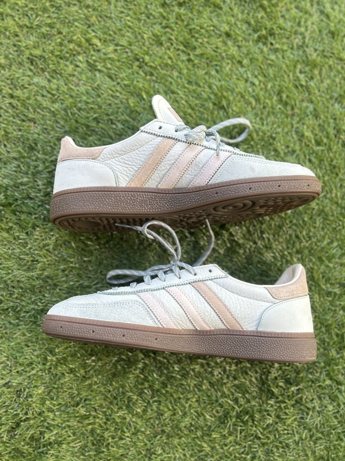 Adidas × Kith Adidas x Kith Handball Spezial Kith Classics Mint Grey Gum Size US 9.5 / EU 42-43 - 5 Thumbnail