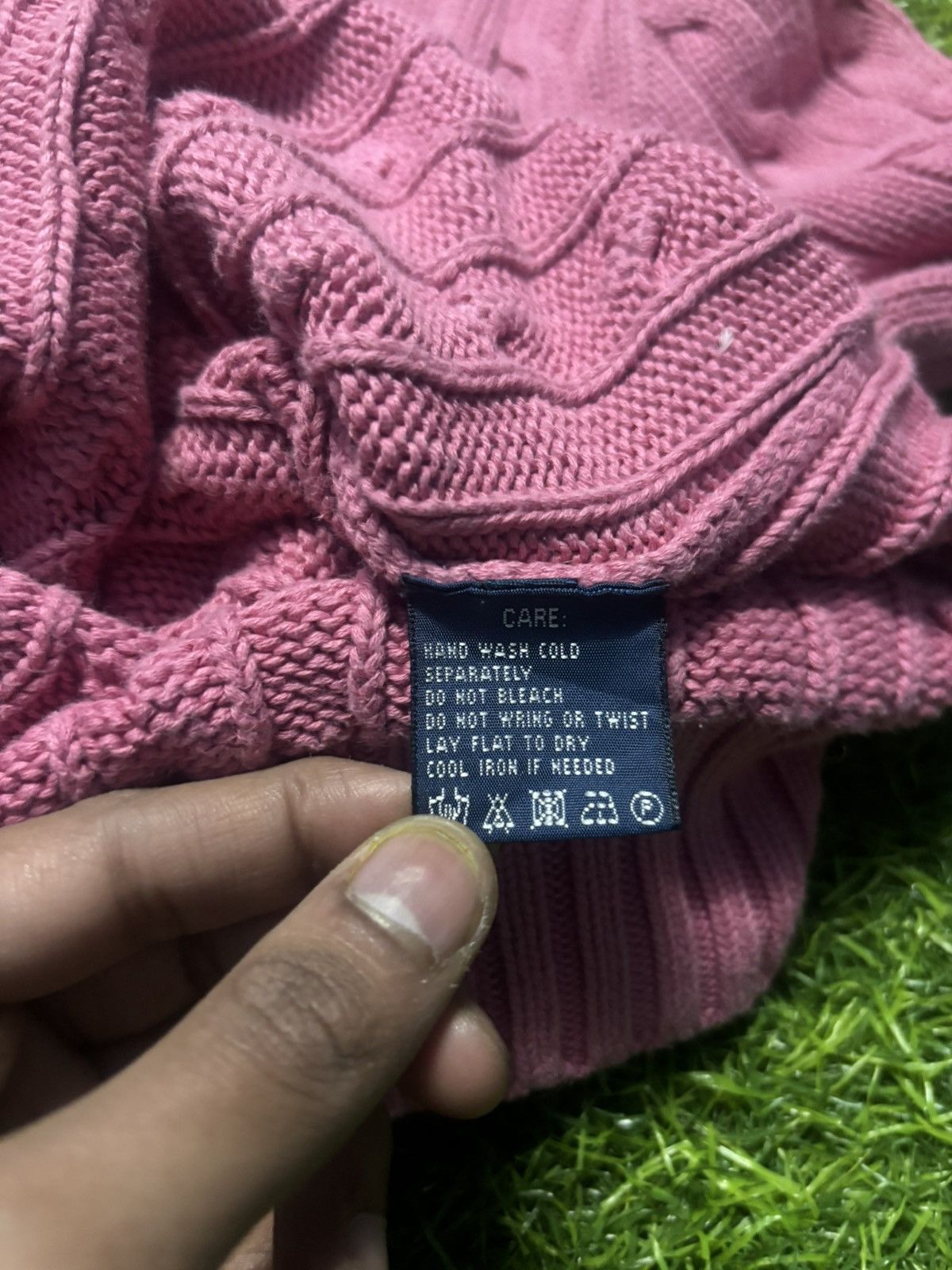 Polo Ralph Lauren Vintage Polo Ralph Lauren V neck cable knit sweater Size S / US 4 / IT 40 - 9 Thumbnail