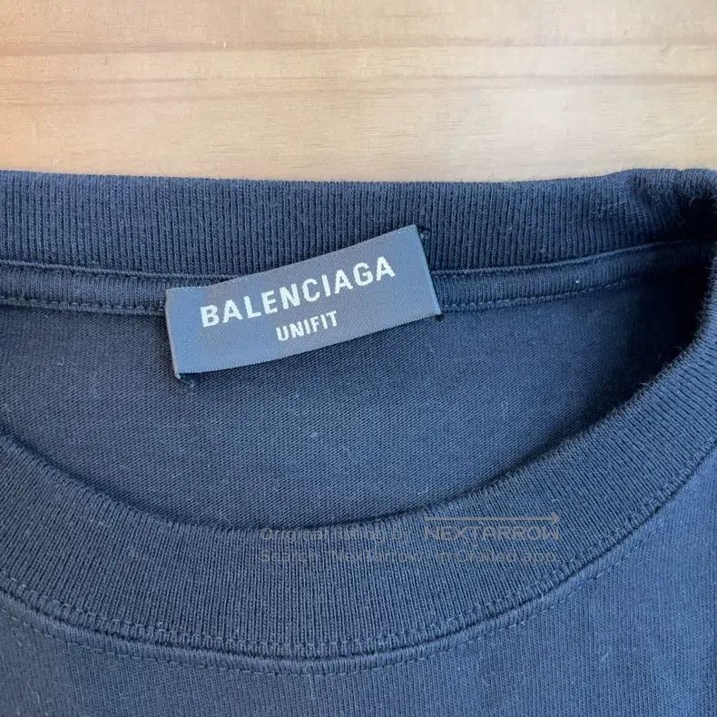 Balenciaga Balenciaga Embroidered Medal Short Sleeve Size US XS / EU 42 / 0 - 5 Thumbnail