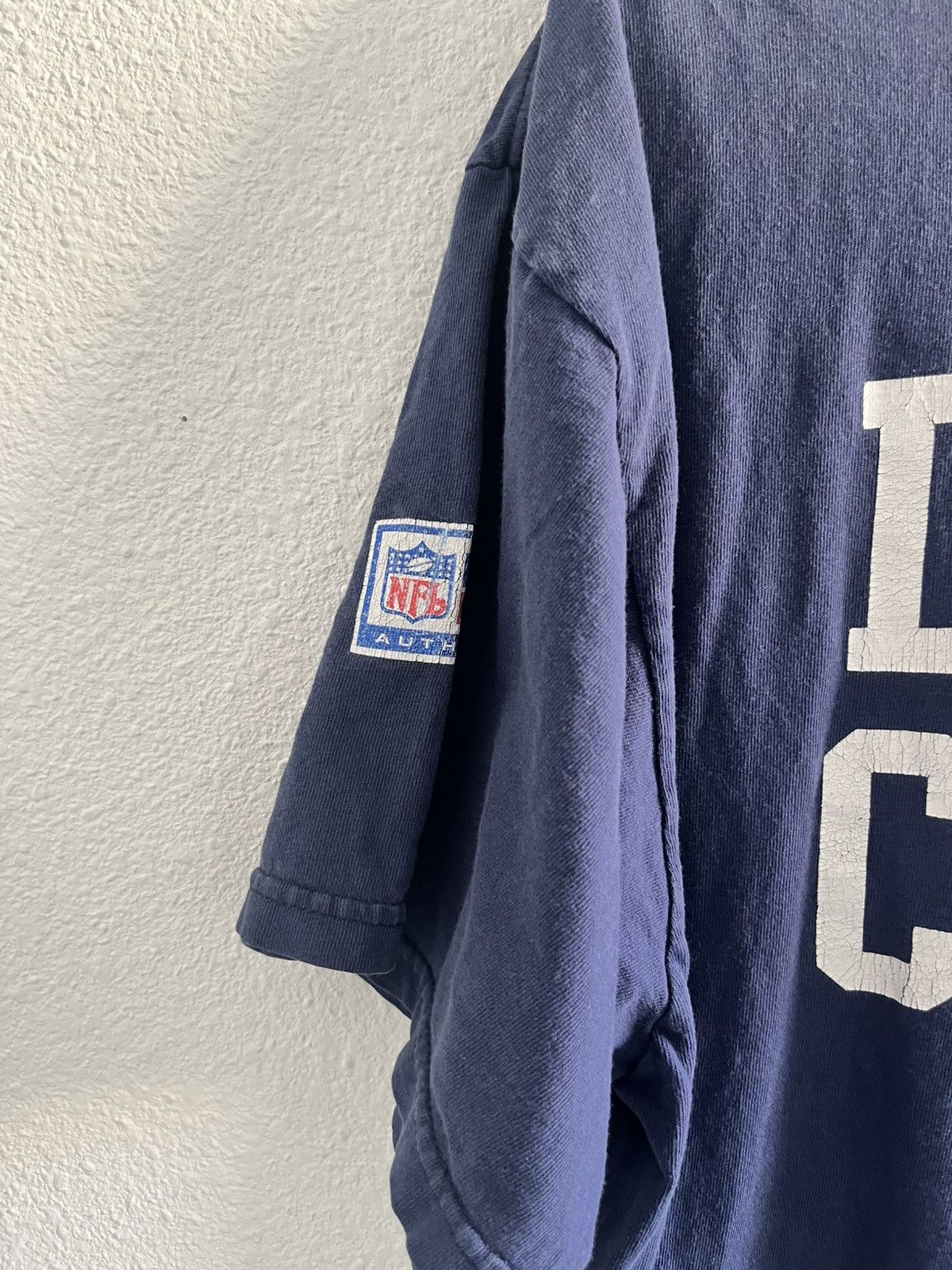 Nike VTG Vintage Nike Dallas Cowboys Center Swoosh T-Shirt Size US XL / EU 56 / 4 - 2 Thumbnail