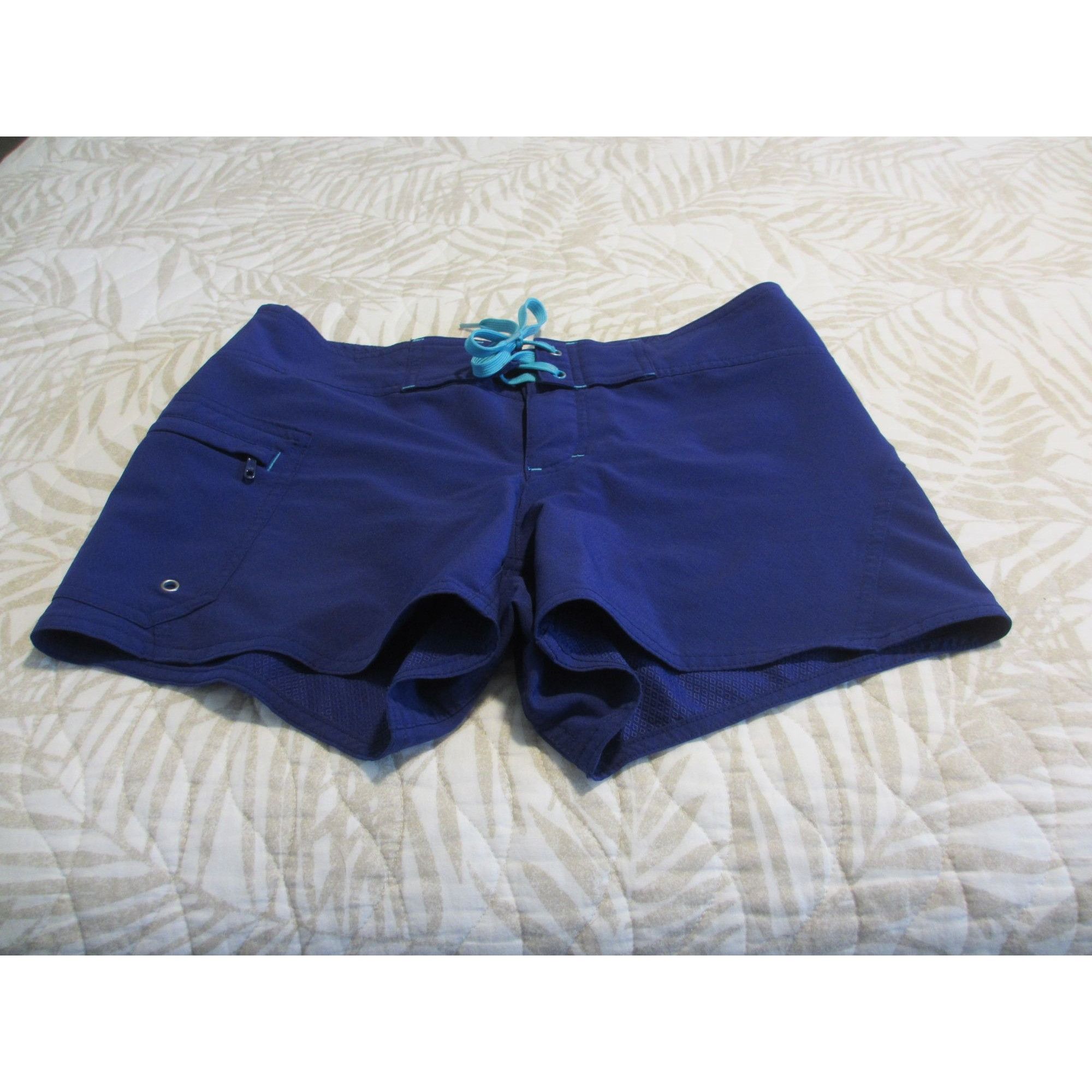 Athleta ATHLETA PURPLE BOARD SHORTS SIZE 2 WOMENS Size 26" / US 2 / IT 38 - 1 Thumbnail