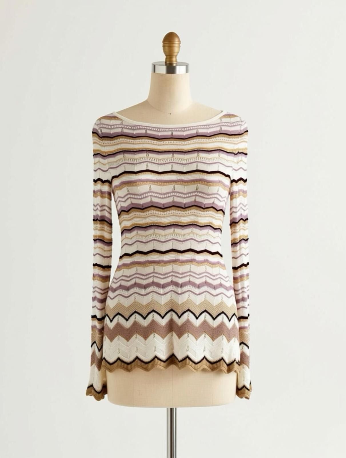Other White House Black Market Medium Multicolor Chevron Sweater M Size M / US 6-8 / IT 42-44 - 1 Thumbnail