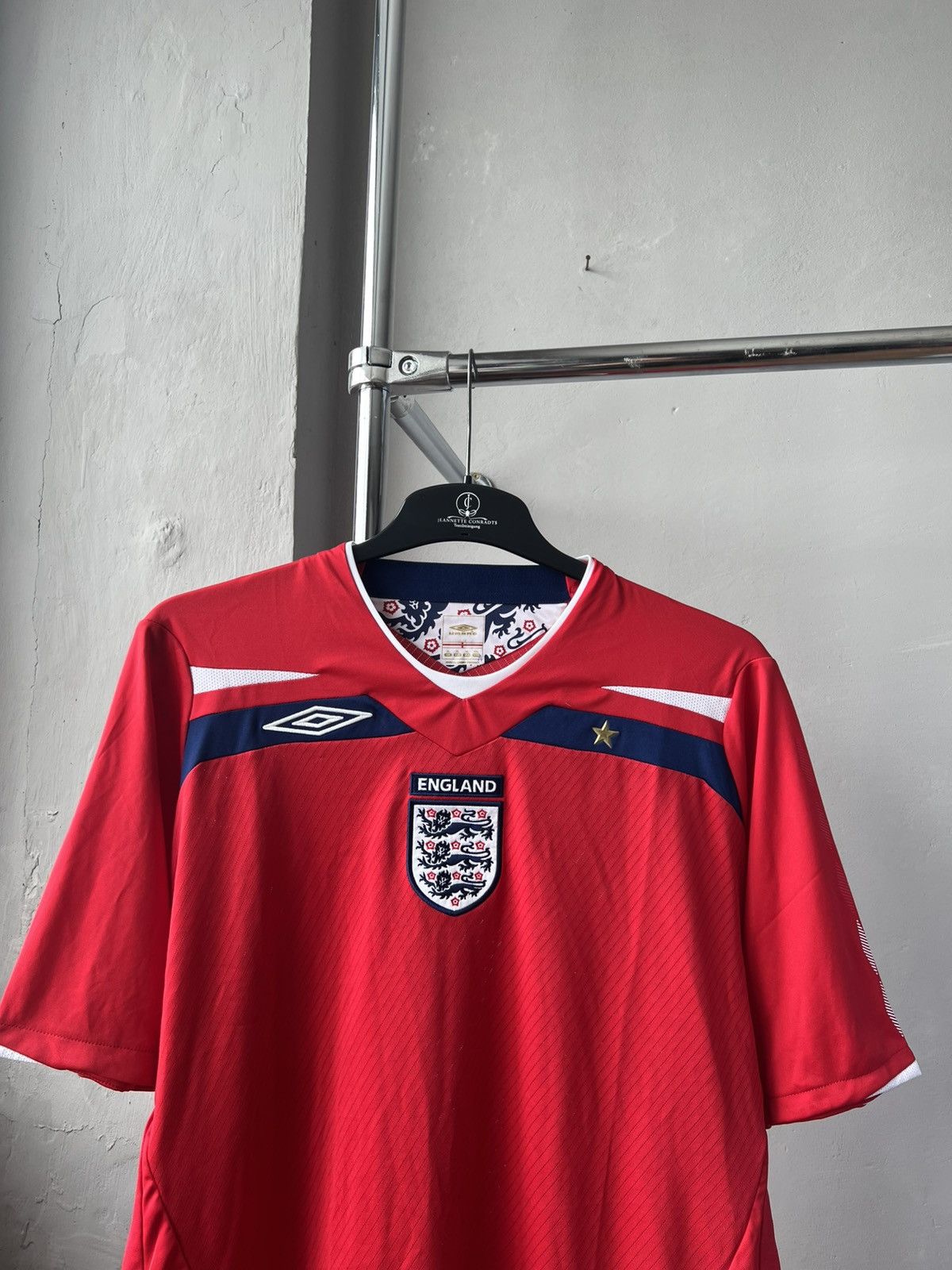 Umbro 2008/10 ENGLAND TEAM AWAY SOCCER JERSEY FOOTBALL SHIRT XL Size US XL / EU 56 / 4 - 4 Thumbnail