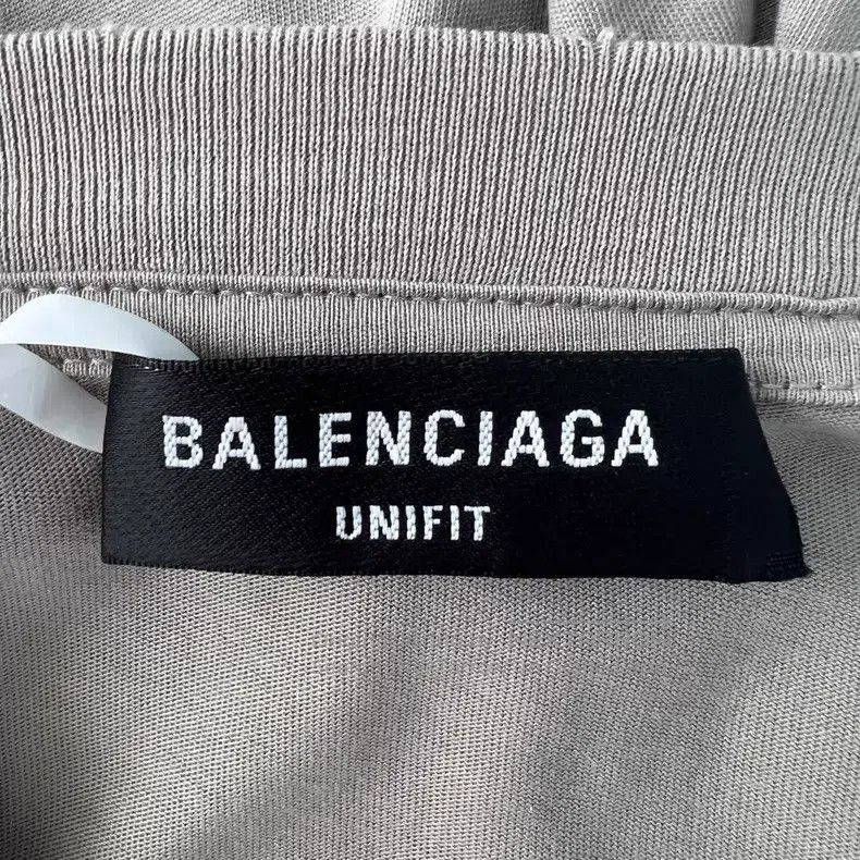 Balenciaga Balenciaga Mosaic blurred logo letter loose hole round nec Size US XXS / EU 40 - 4 Thumbnail