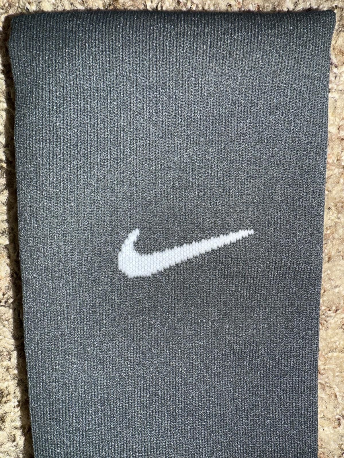 Nike Nike Men’s Australia 2025/26 Vapor Strike Knee-High Socks Sample Size ONE SIZE - 3 Thumbnail
