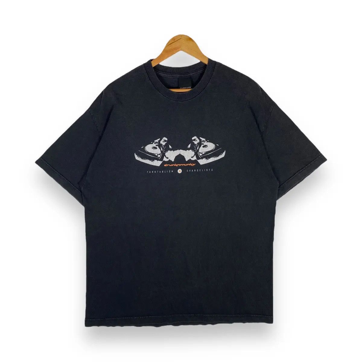 DrunknMunky VINTAGE 90's DRUNKN MUNKY TURNTABLISM EVANGELISTS TEE Size US XL / EU 56 / 4 - 1 Thumbnail