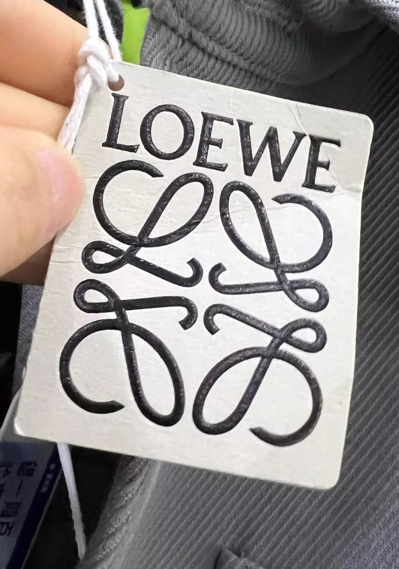 Loewe LOEWE Gray logo embroidered shirt jacket Size US S / EU 44-46 / 1 - 4 Thumbnail