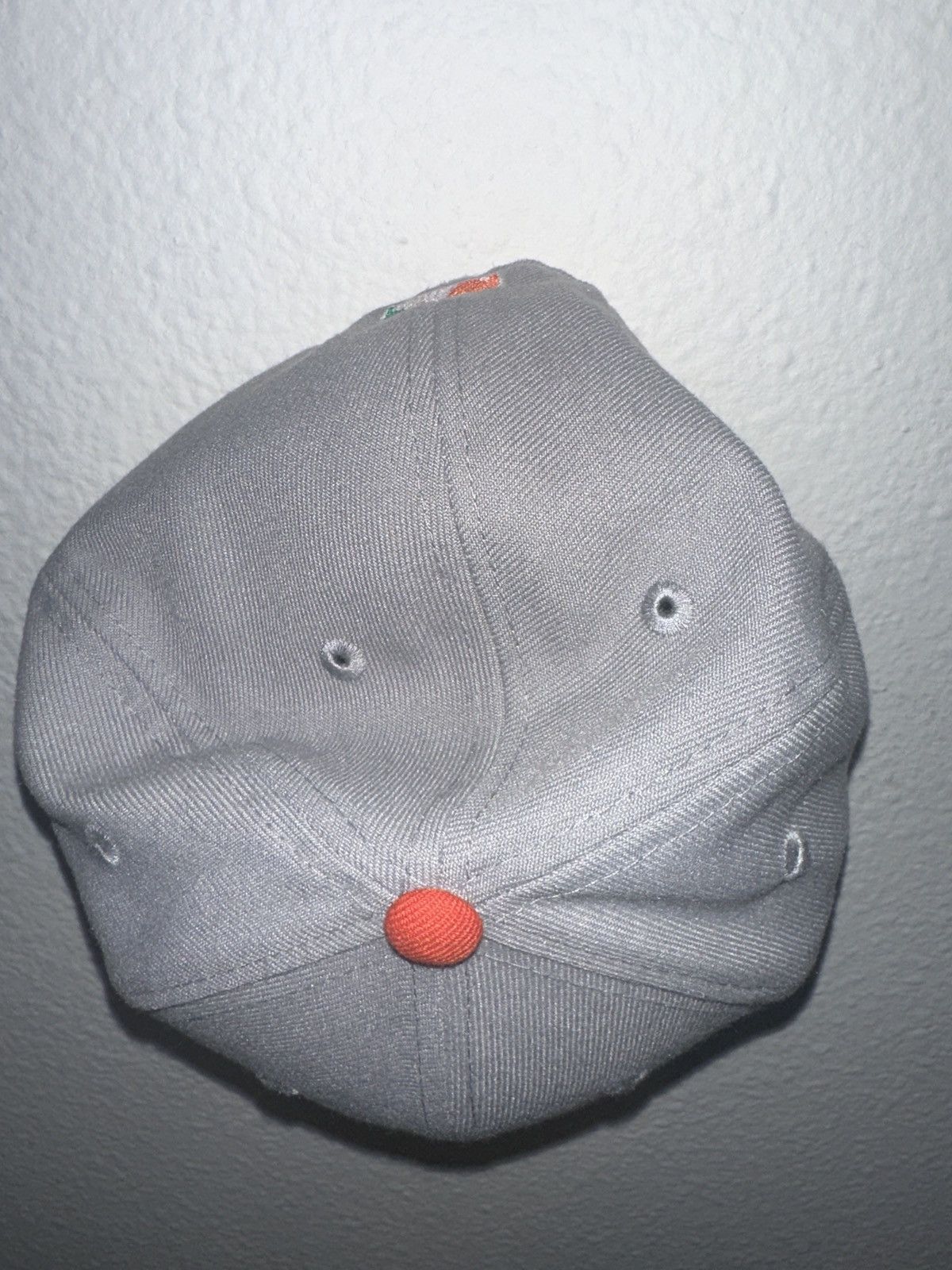 New Era 71/8 Boston Red Sox Bugs Bunny Fitted Hat Size ONE SIZE - 5 Thumbnail