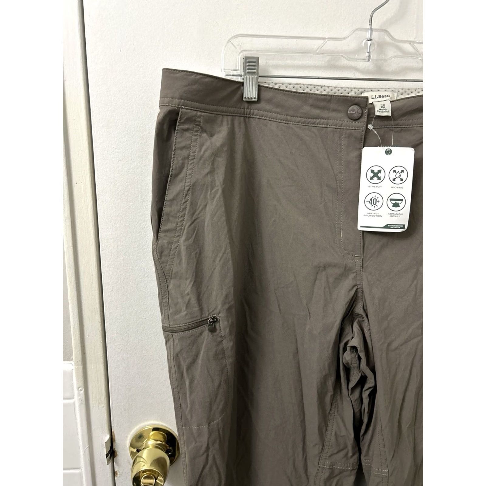 Vintage LL Bean Comfort Trail Pants Womens Size 20x32 Brown Stretch Hiking NWT Bagless Regular Straight Front 268919 Size 42" / US 20 - 6 Thumbnail