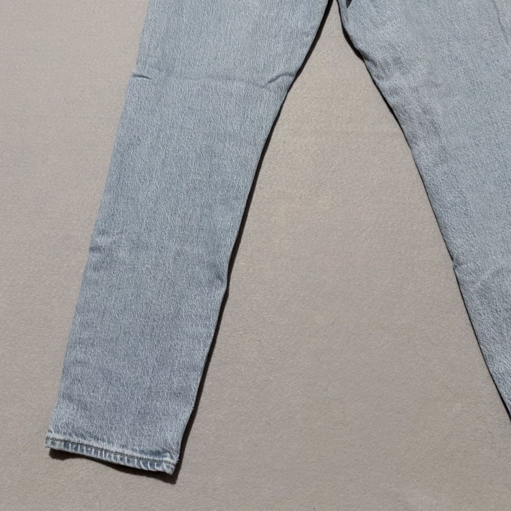 Levi's Levi's Jeans Women Blue Denim Mid Rise Button Fly Wedgie Straight 27 - 5-Pocket Design Denim, Regular Fit, Inseam 25.5 in, 90s City Theme - Womens Size 27" / US 4 / IT 40 - 7 Thumbnail