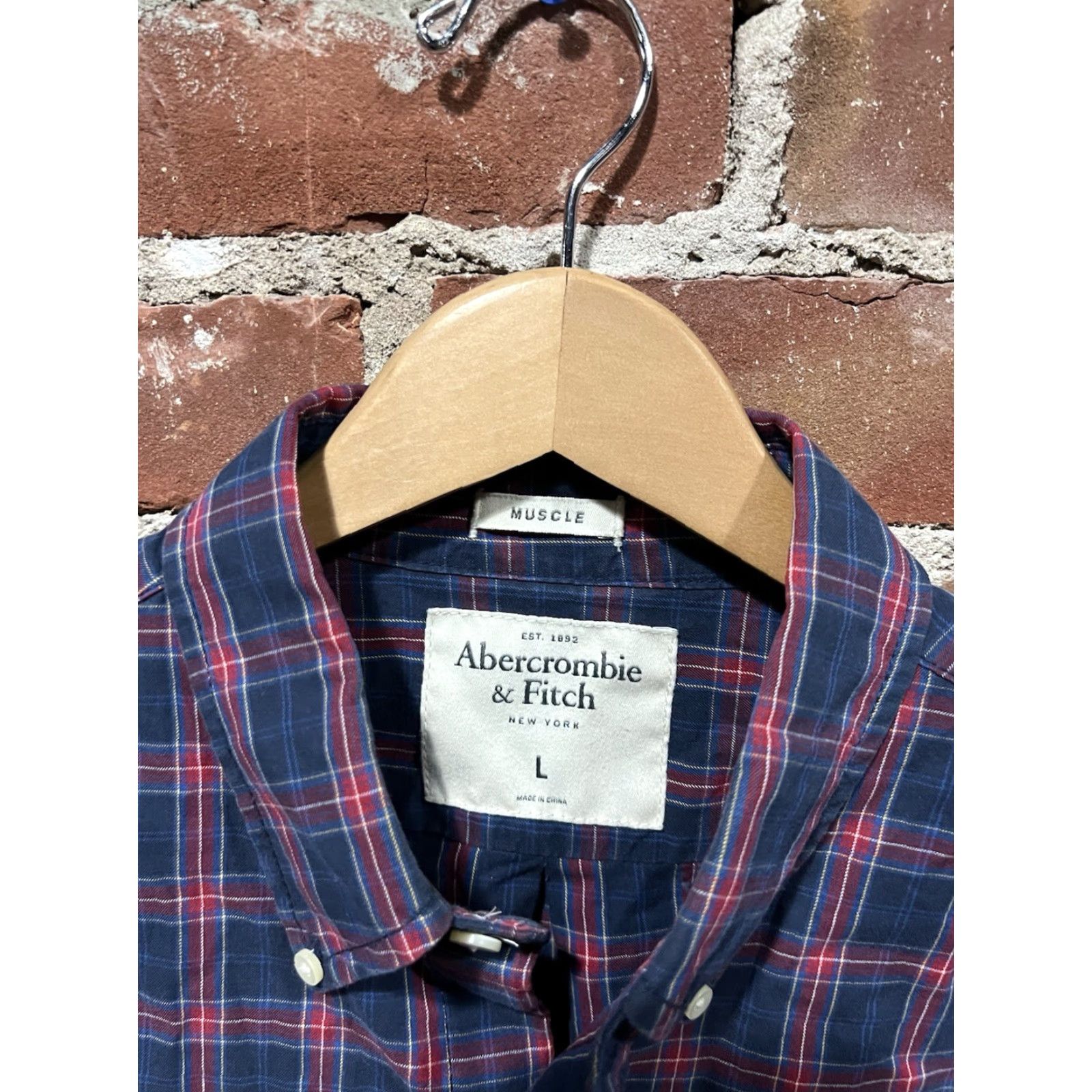 Abercrombie & Fitch Abercrombie & Fitch Mens Blue Plaid Long Sleeve Button-Up Shirt Size L Size US L / EU 52-54 / 3 - 3 Thumbnail
