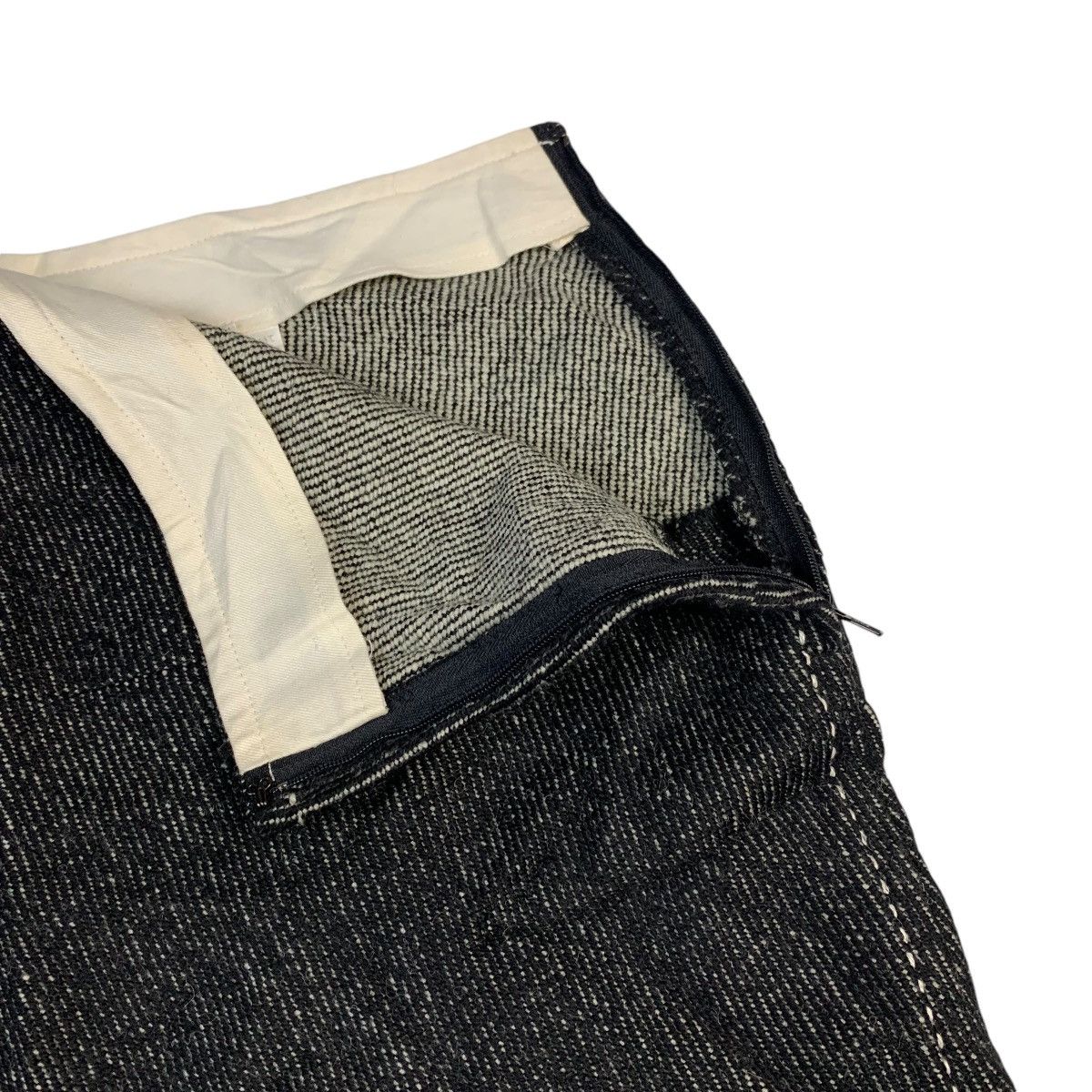 Comme des Garcons × Japanese Brand Commes Des Garcons Tricot Midi Wool Skirt Size 28" / US 6 / IT 42 - 3 Thumbnail