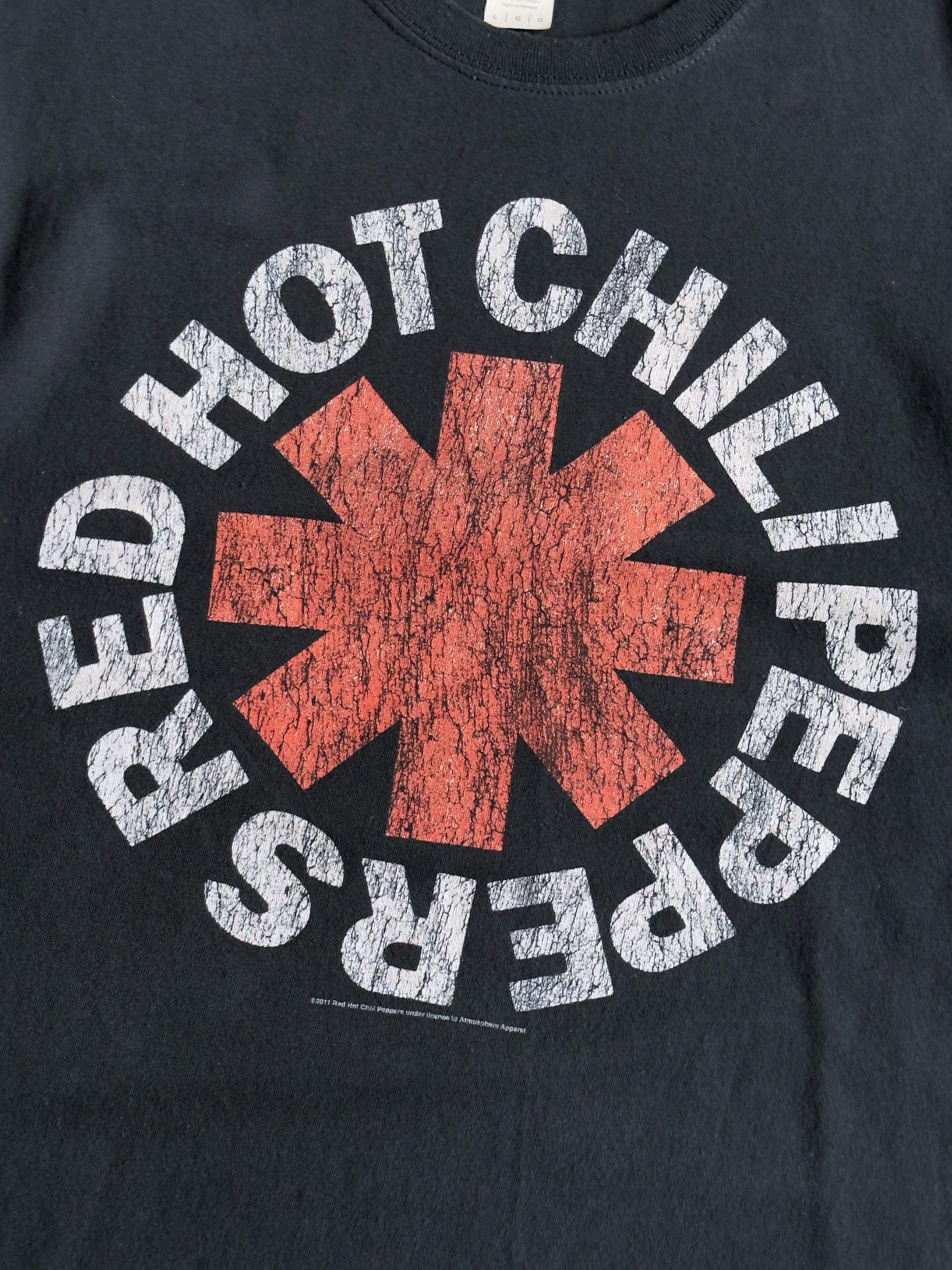 Band Tees Vintage y2k Red Hot Chili Peppers Merch Rock T-shirt (L) Size US L / EU 52-54 / 3 - 3 Thumbnail