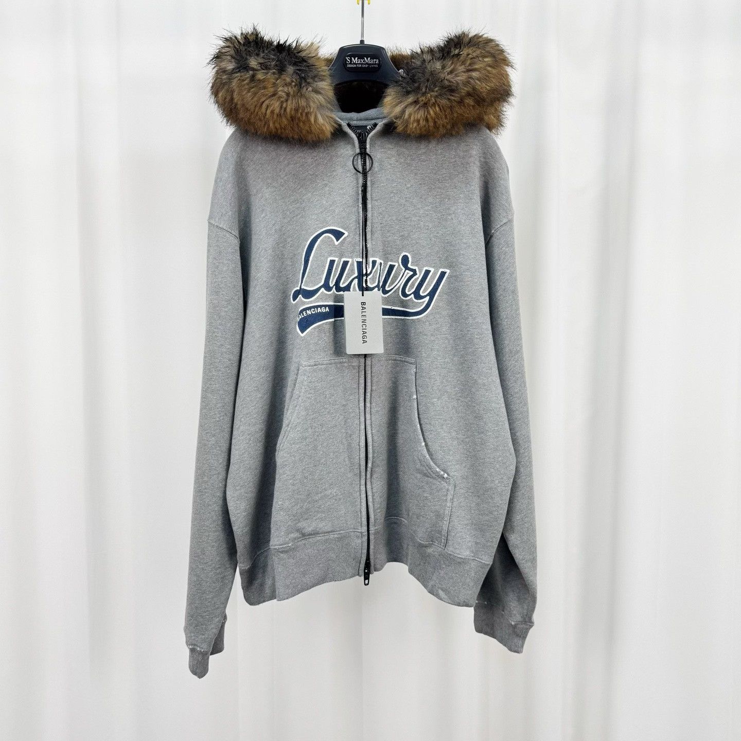 Balenciaga Balenciaga 25 Show Patch Letter Fur Collar Coat Size XS / US 0-2 / IT 36-38 - 1 Thumbnail