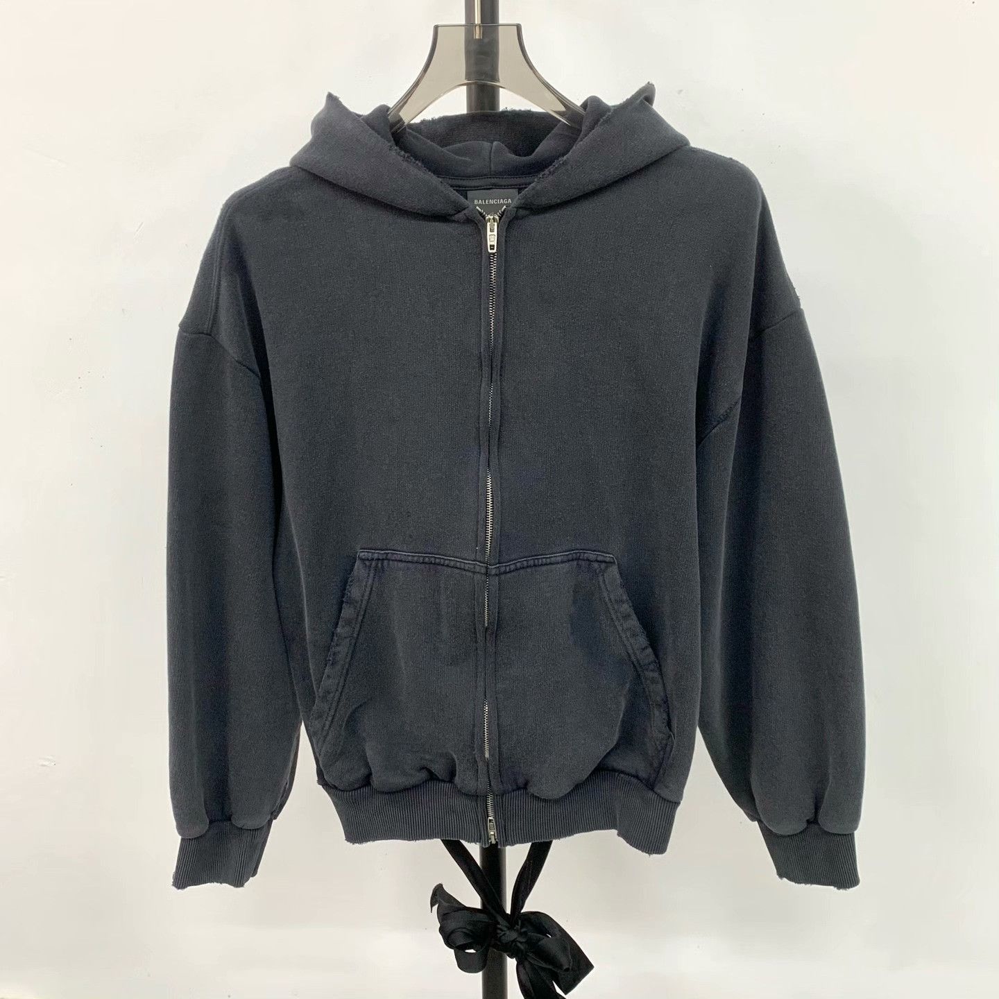 Balenciaga Balenciaga Hoodie S Women Size S / US 4 / IT 40 - 1 Thumbnail
