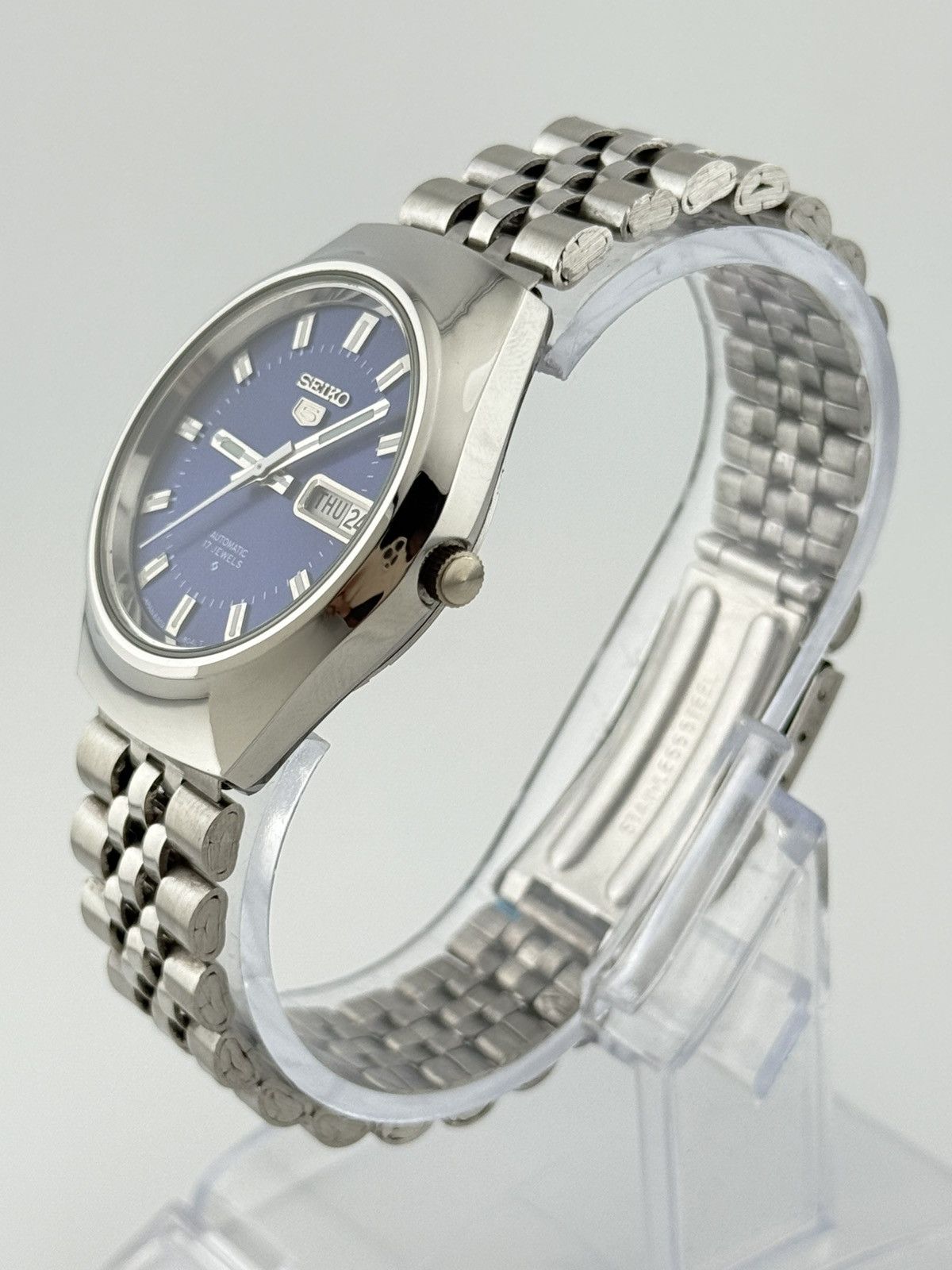 Seiko Vintage Seiko 5 Automatic Navy Blue Dial Men’s Wristwatch Size 36 - 4 Thumbnail