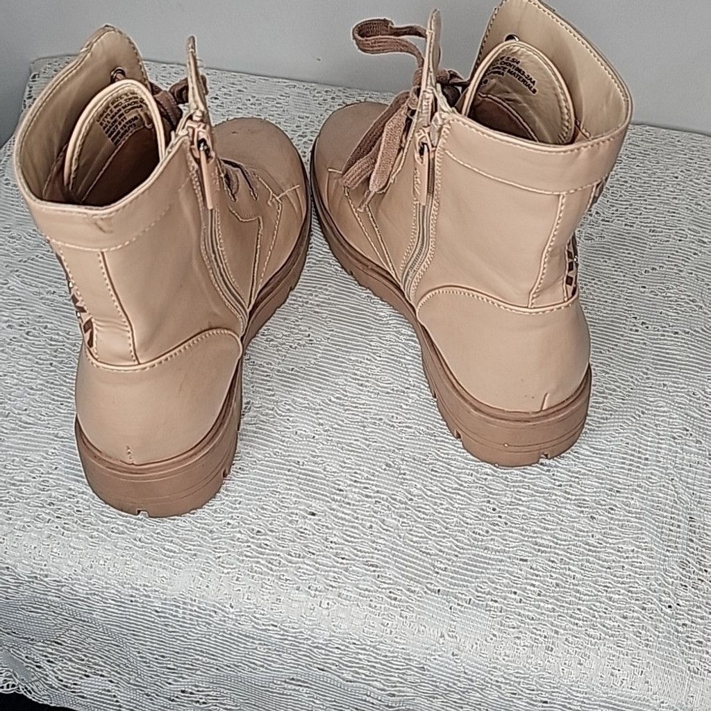 DKNY DKNY Stassi Milly original logo zip up ankle boots sz 5.5 Size US 5.5 / IT 35.5 - 6 Thumbnail