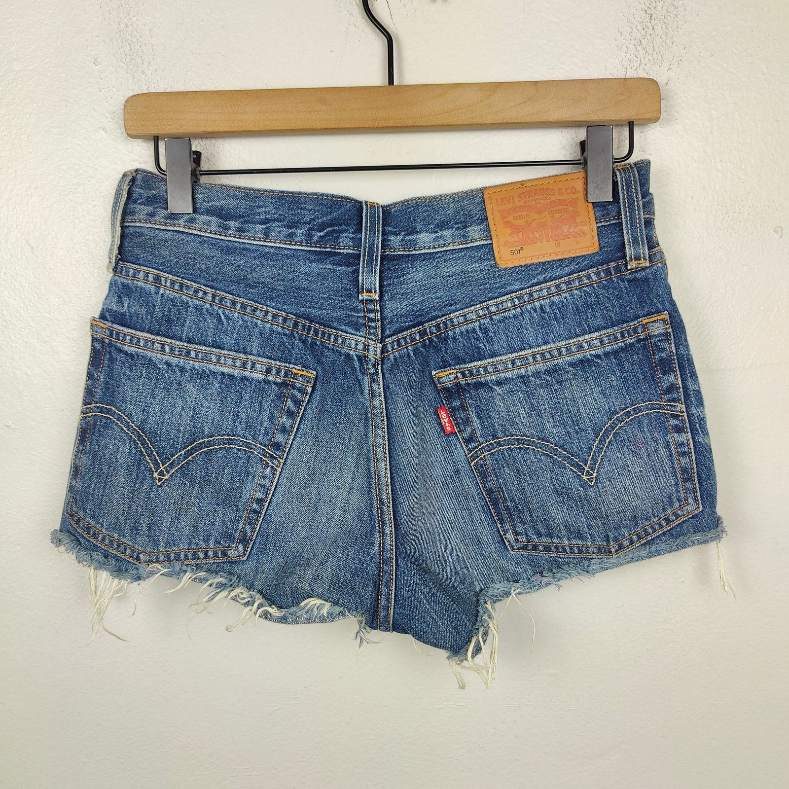 Levi's Levi's 501 Shorts Womens 24 Echo Park Distressed Cut Offs Size 24" / US 00 / IT 34 - 3 Thumbnail