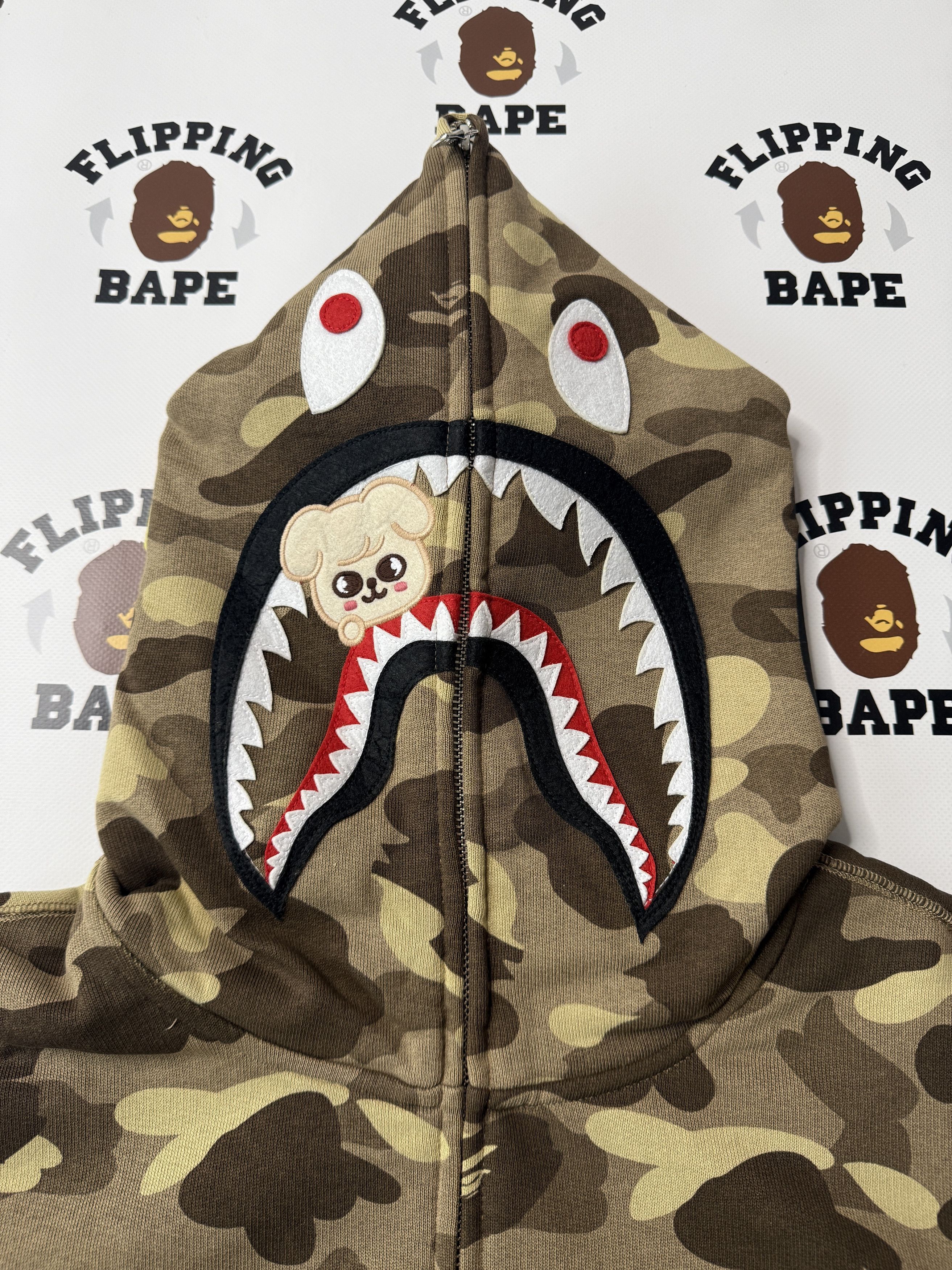 Bape BAPE X STRAYKIDS PUPPYM SHARK FULL ZIP HOODIE Size US S / EU 44-46 / 1 - 3 Thumbnail