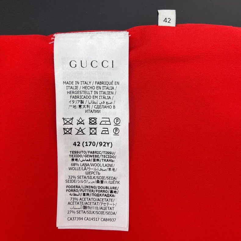 Gucci Gucci Red full logo wool mulberry silk vest 2502-Nextarrow Size US XS / EU 42 / 0 - 6 Thumbnail