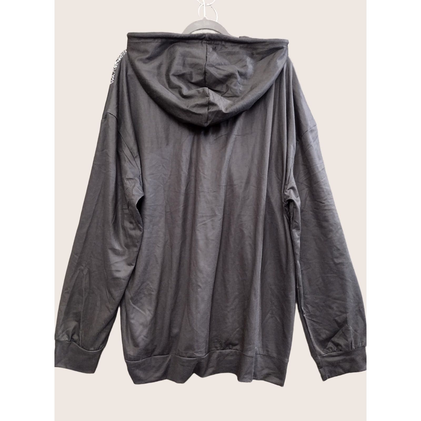 Shein SHEIN Men Plus Paisley Scarf Print Drawstring Hoodie Size 4XL Size US XXL / EU 58 / 5 - 1 Thumbnail