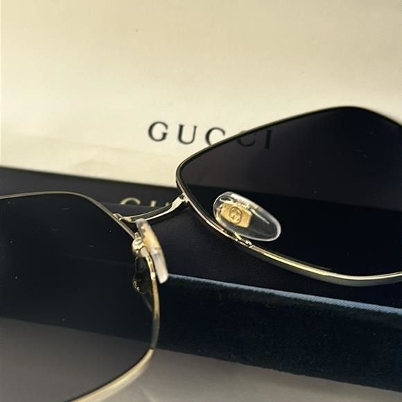 Gucci New Authentic GUCCI GG1031S-001 59 Sunglass Woman Metal Gold Size ONE SIZE - 13 Thumbnail