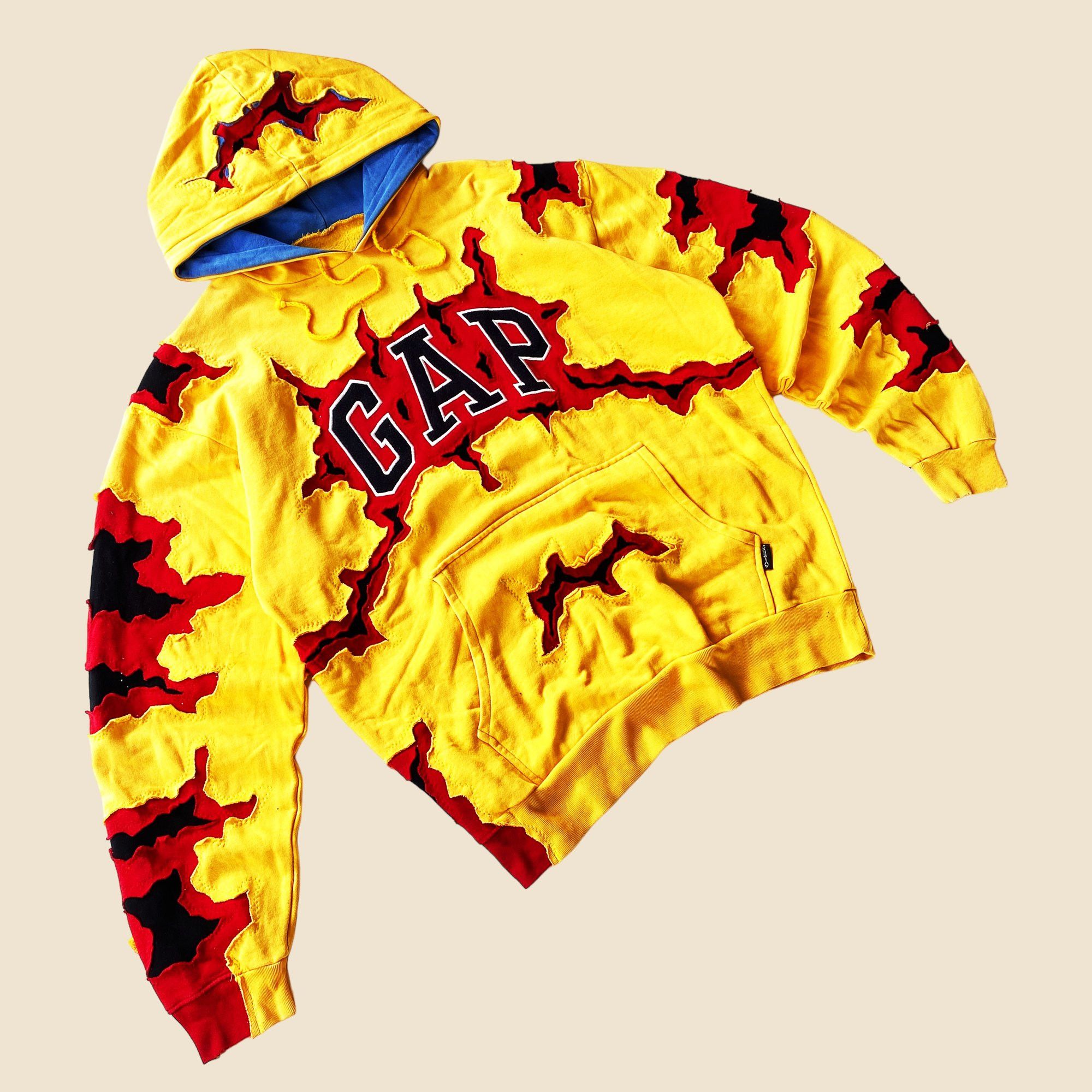 Gap × Handmade 1 OF 1 REWORKED GAP CRACKED LAVA HOODIE SIZE L Size US L / EU 52-54 / 3 - 3 Thumbnail