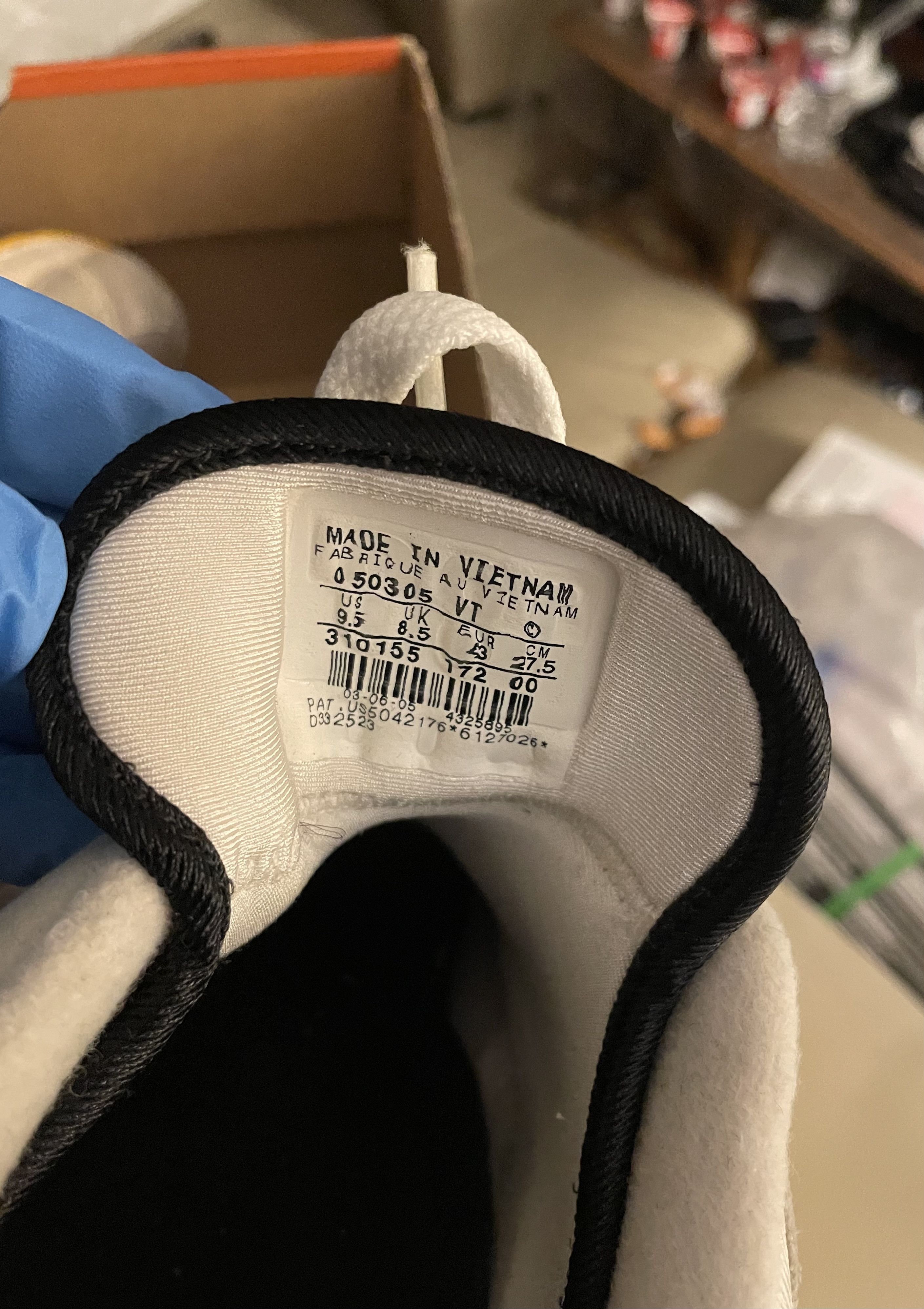 Nike AIR MAX 180 White Black Gold Size US 9.5 / EU 42-43 - 9 Thumbnail