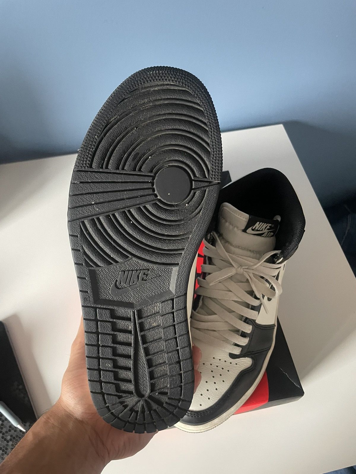 Jordan Brand × Nike Jordan 1 Mocha Size US 8.5 / EU 41-42 - 5 Thumbnail