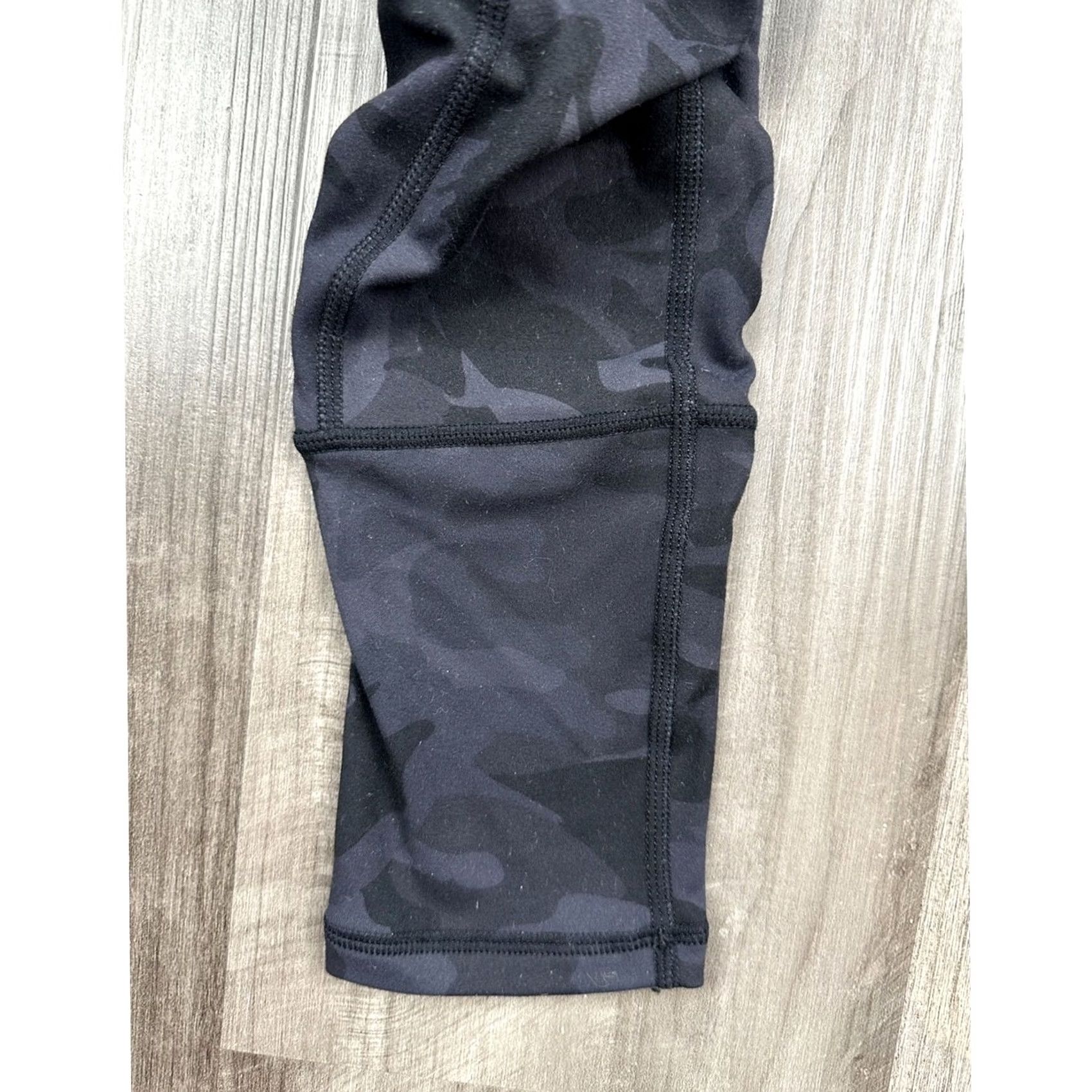 Vintage Sweetflexx High Rise Pockets Camo Resistance Leggings Womens 8 Black NWOT Leather? Size 30" / US 8 / IT 44 - 3 Thumbnail
